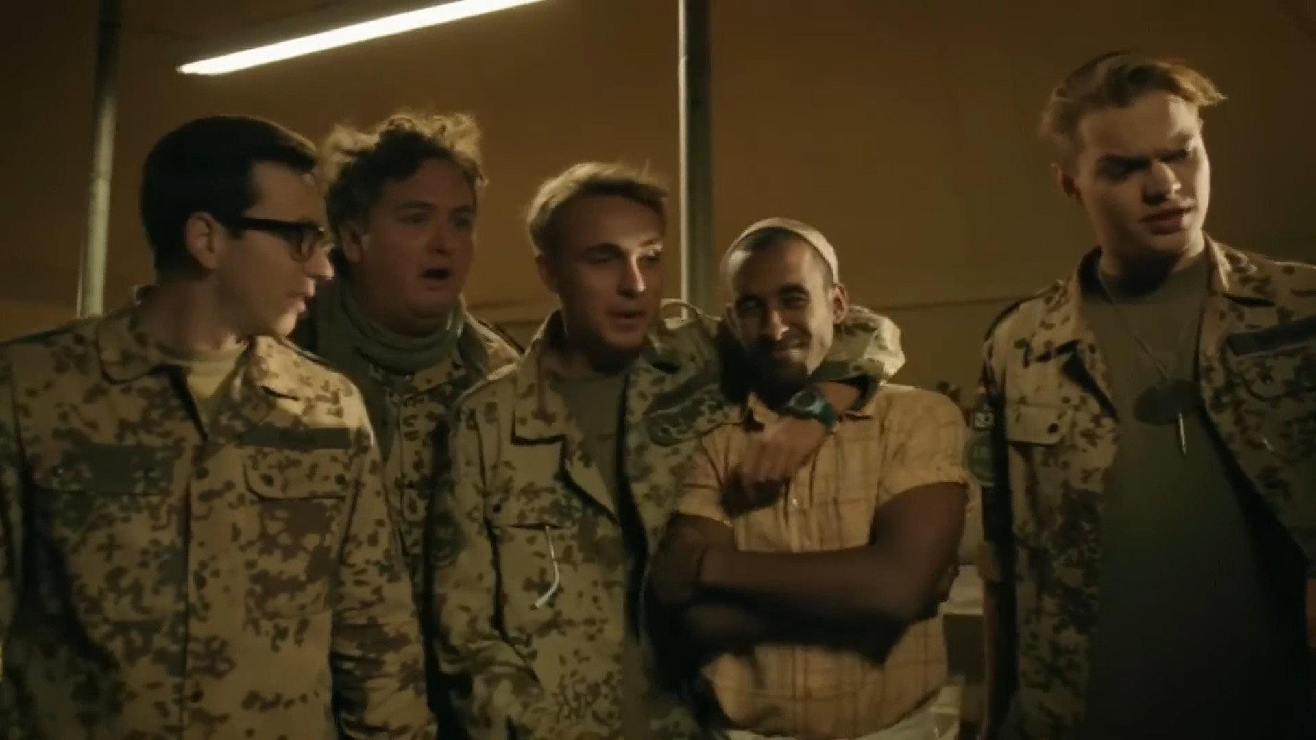 Willkommen im Krieg 2012 movie scene