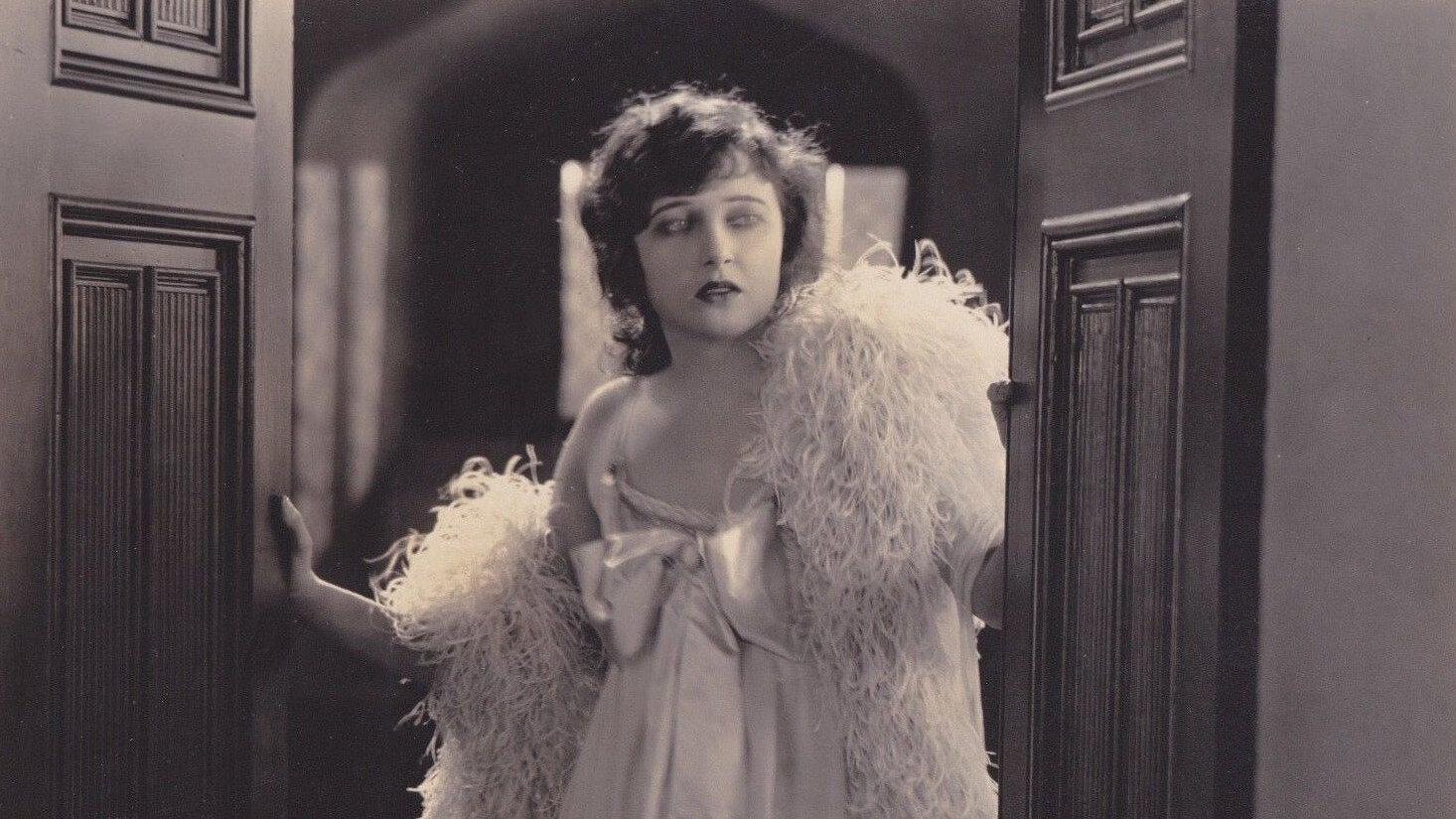 Six Days 1923 movie scene