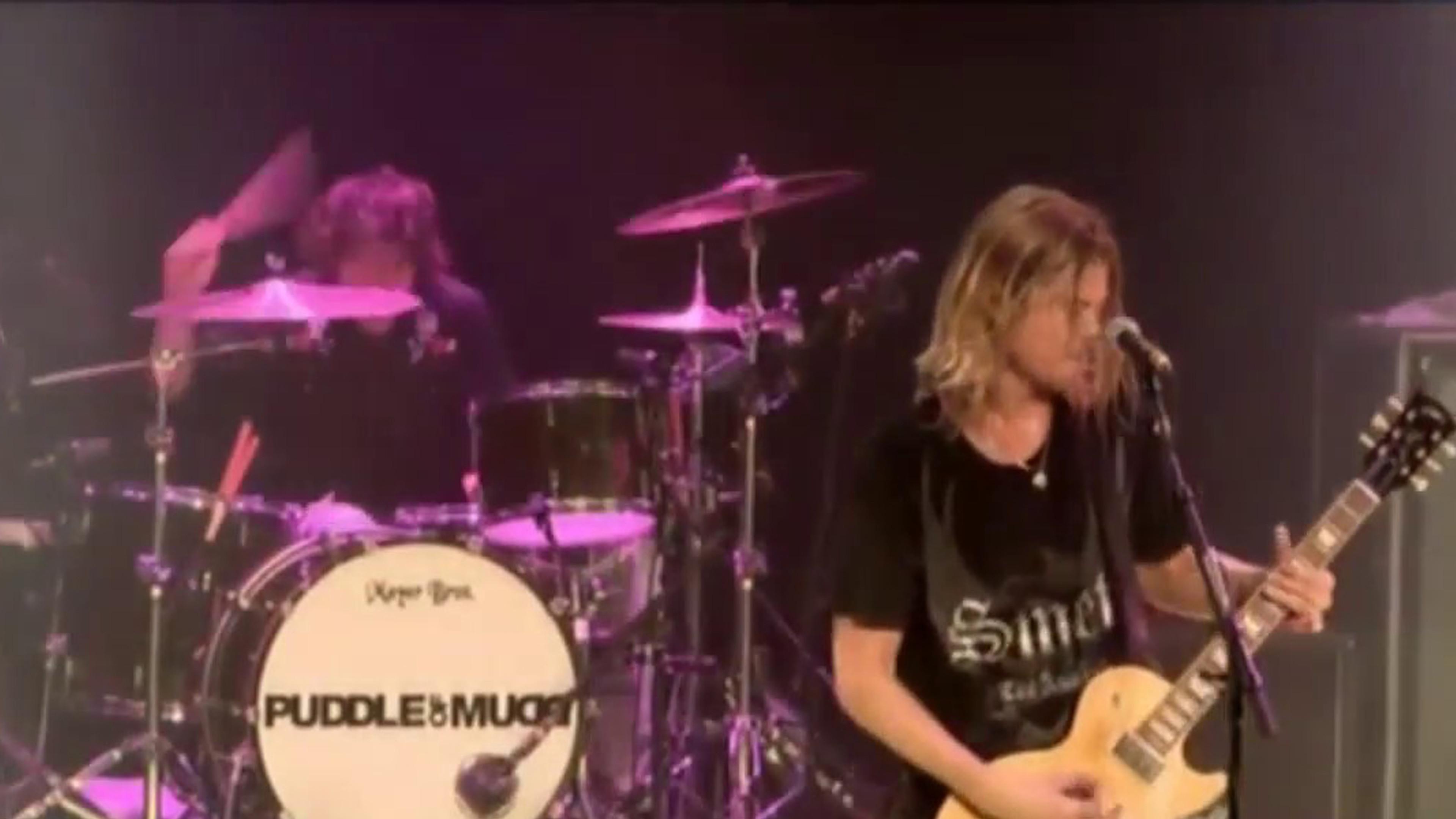 Puddle of Mudd: House of Blues Chicago 2007 2007 movie scene