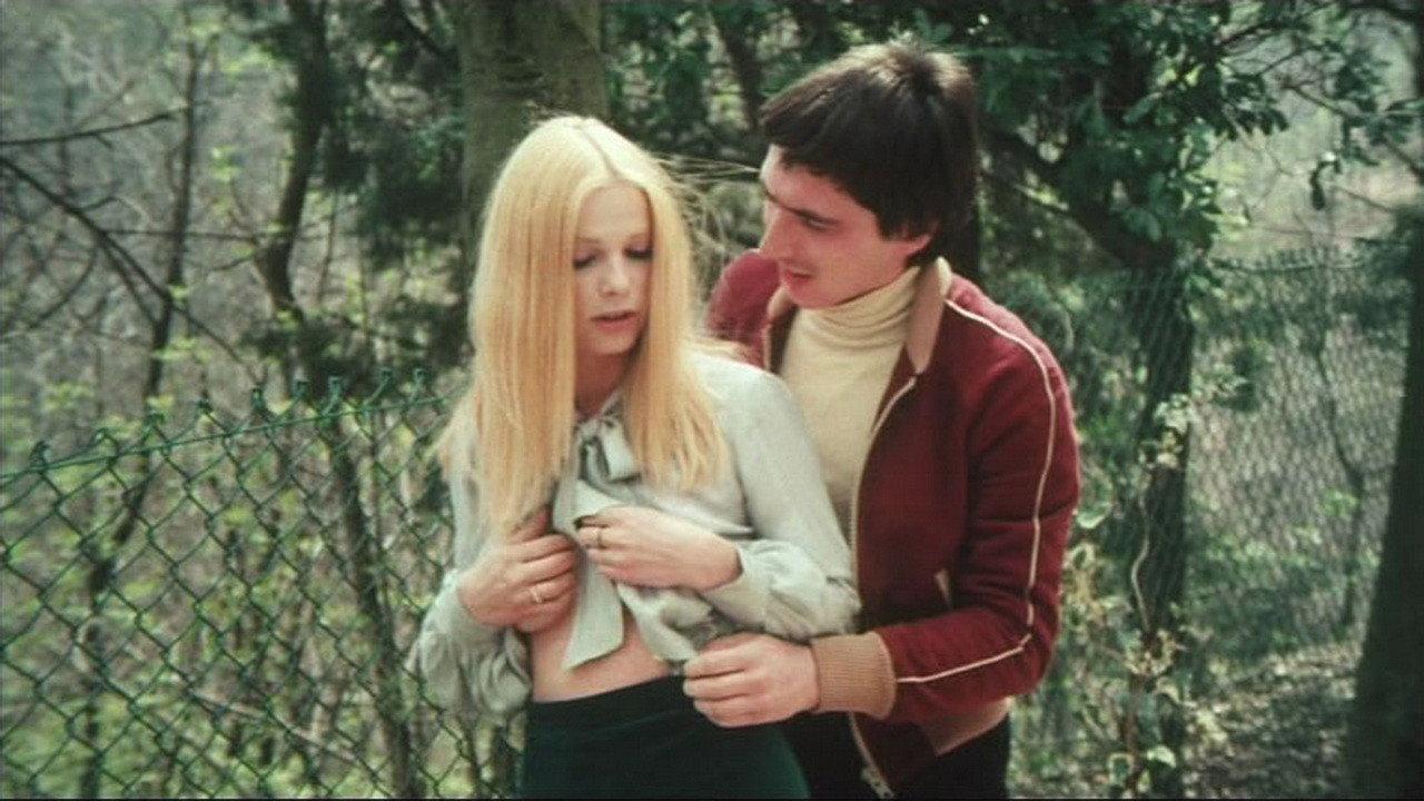 L'ingenua 1975 movie scene