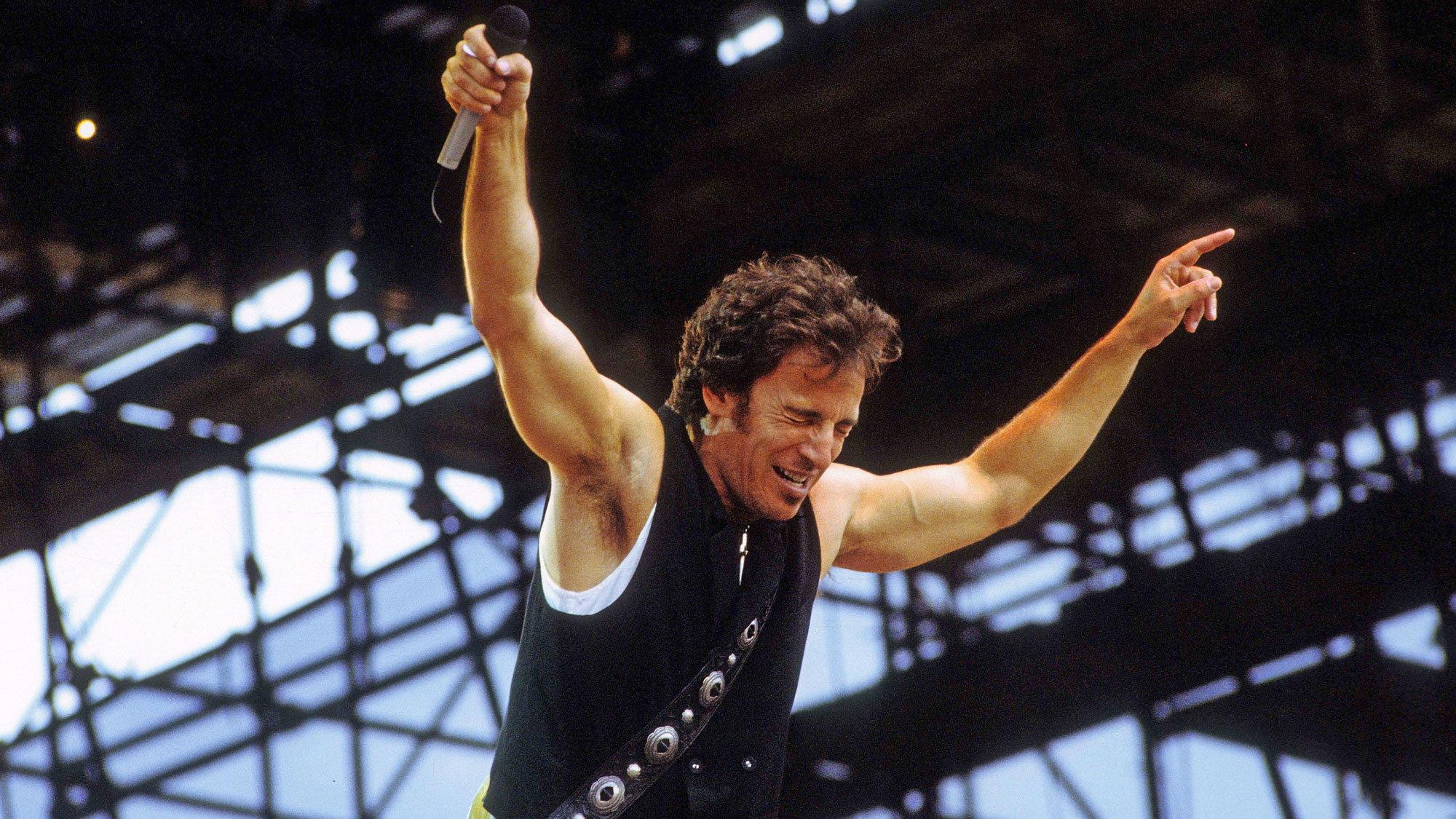 Bruce Springsteen: Live in East Berlin 1988 movie scene
