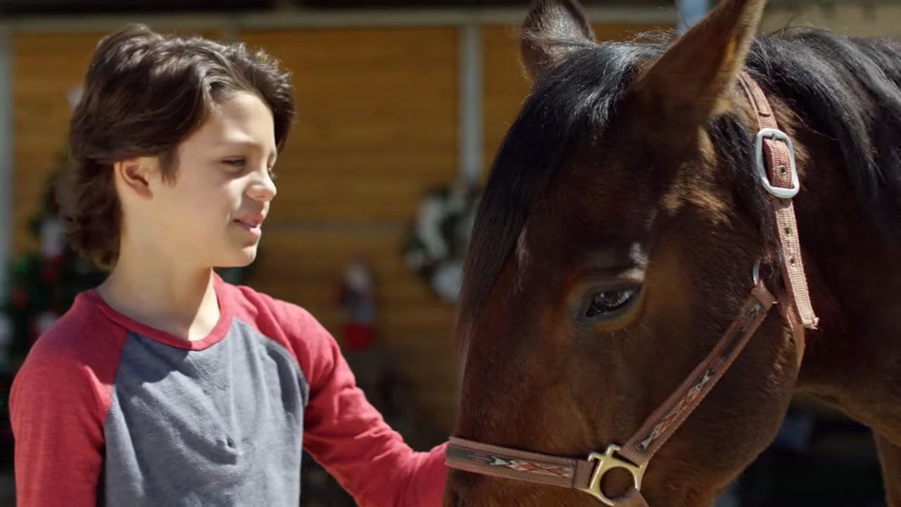 Ace & the Christmas Miracle 2021 movie scene