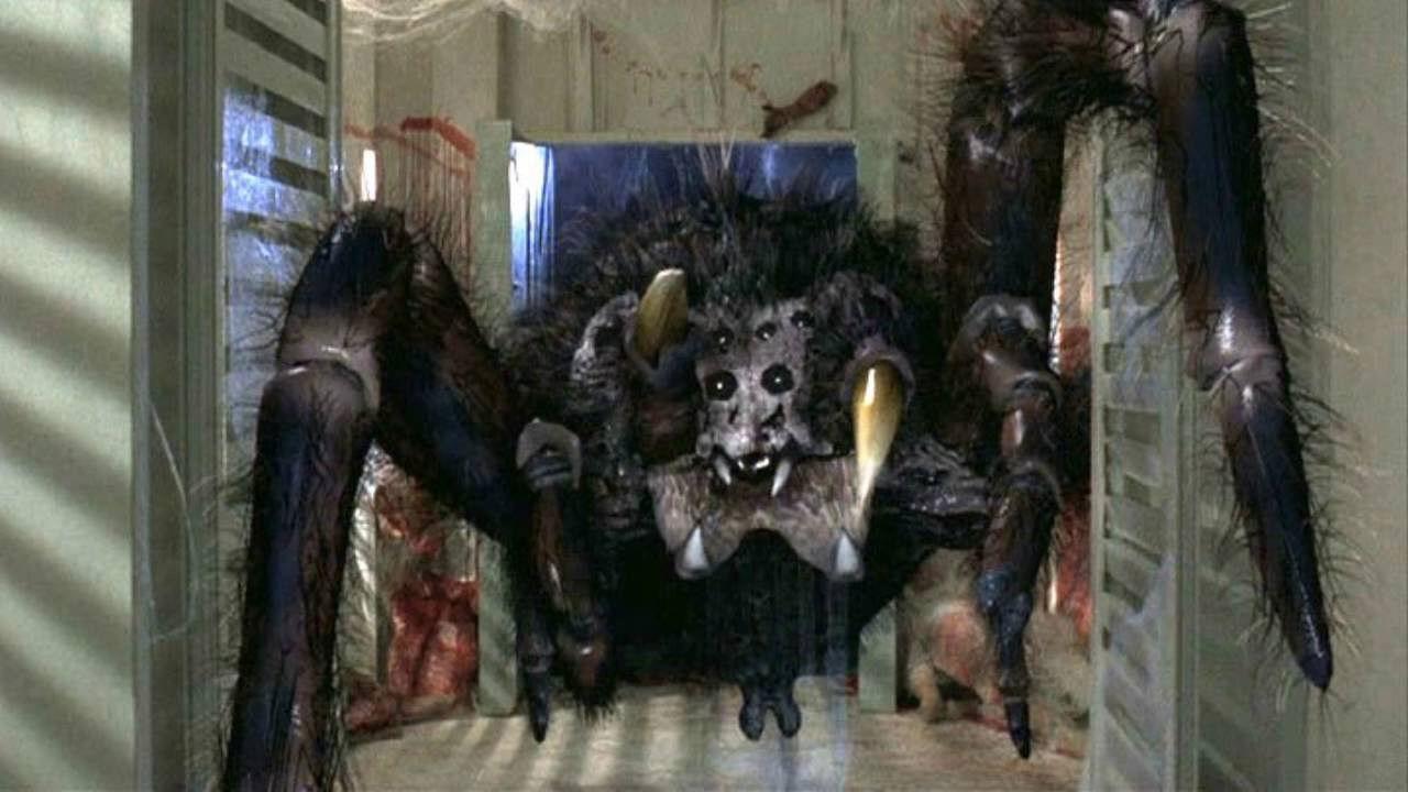 Spiders II: Breeding Ground 2001 movie scene