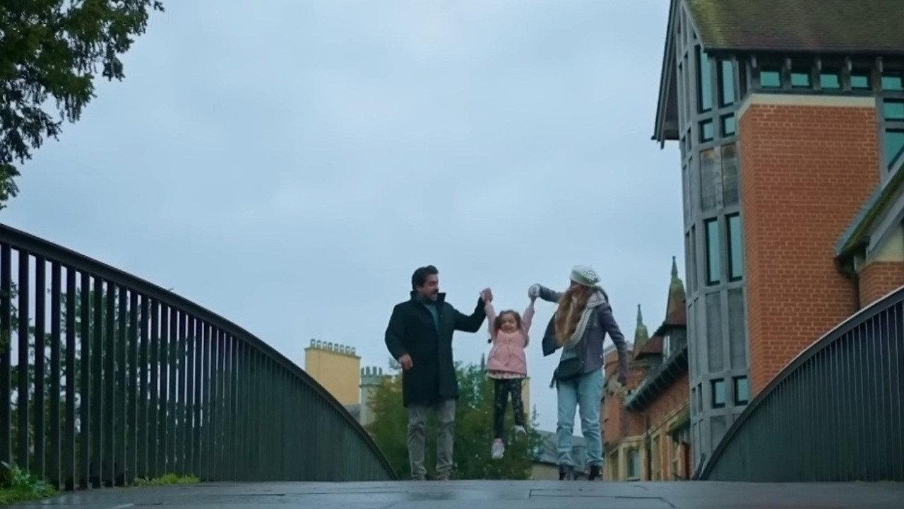 Baap Manus 2023 movie scene