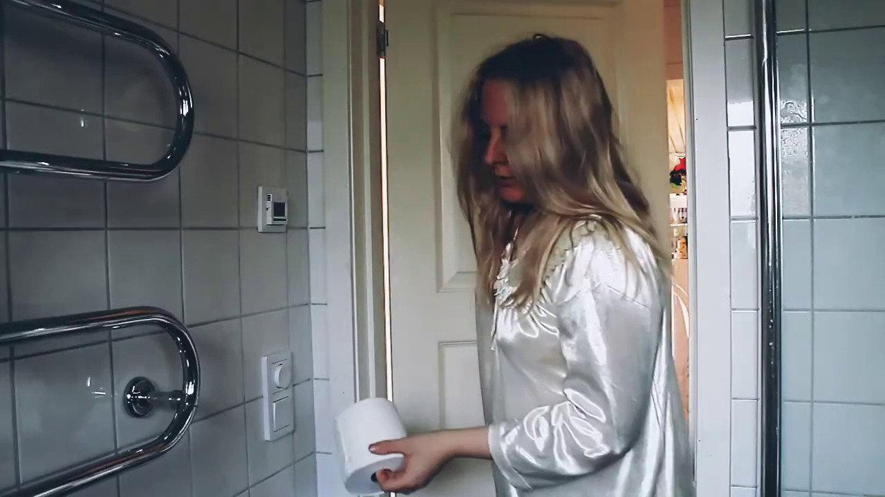 Toilet Paper 2020 movie scene