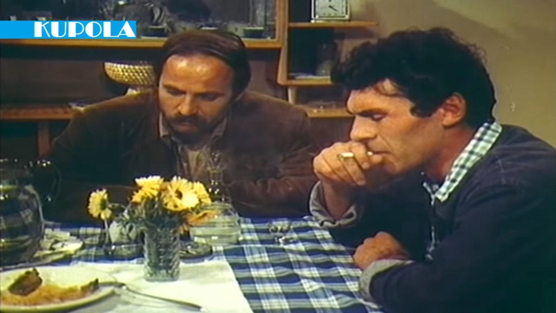 The Lights of the Town 1983 movie scene