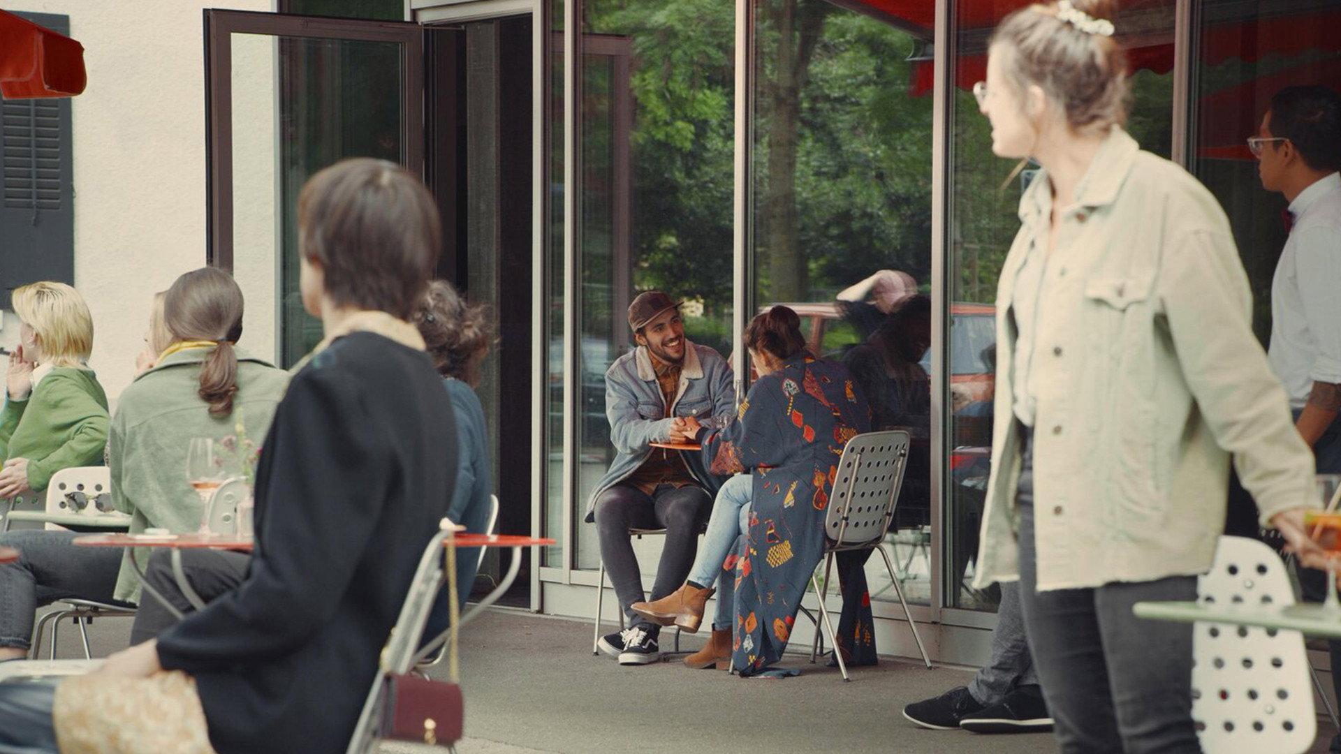 People on Saturday 2020 movie scene