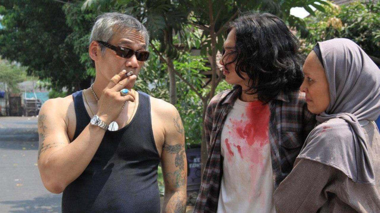 Sang Martir 2012 movie scene