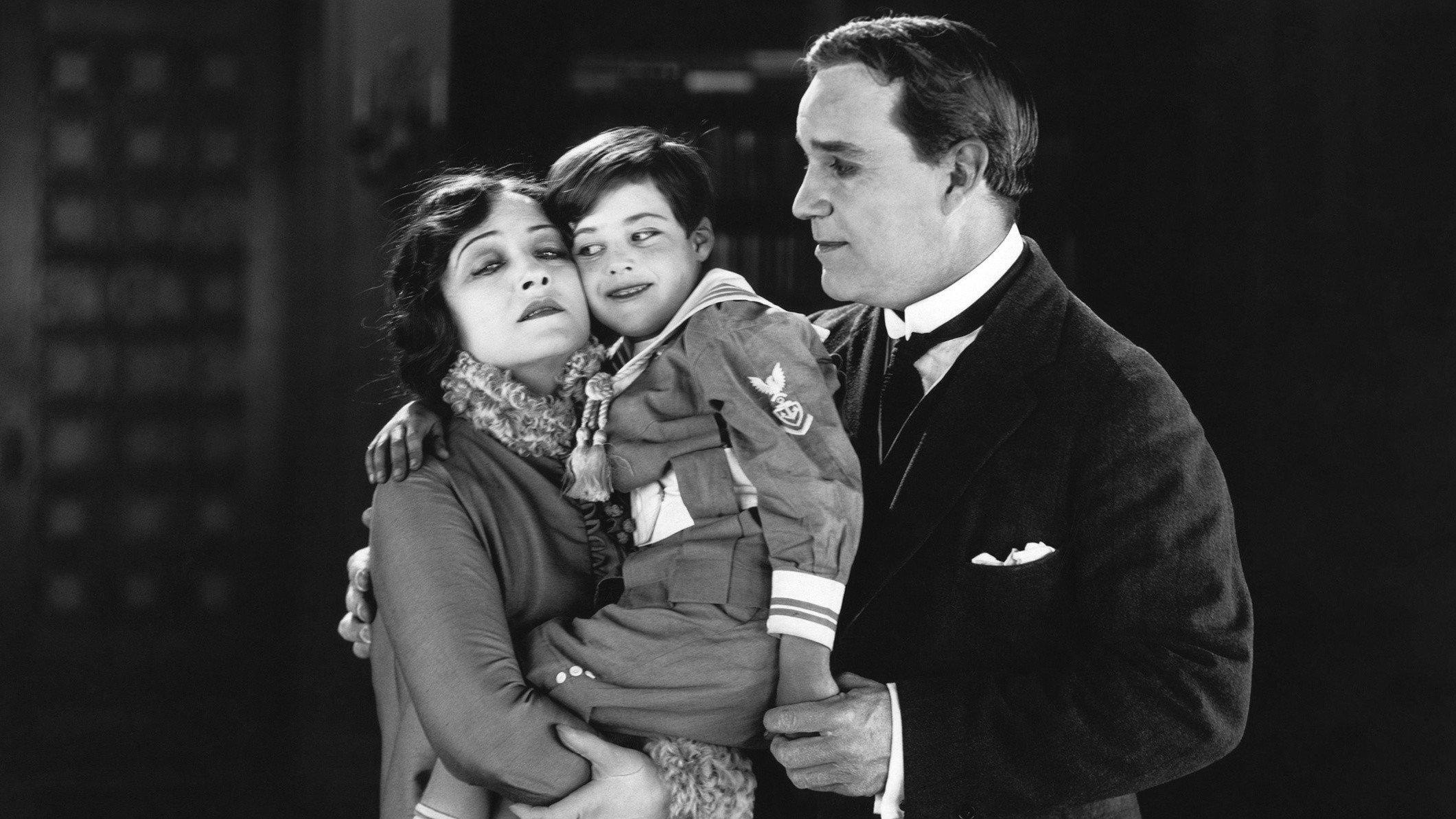 Bonds of Love 1919 movie scene