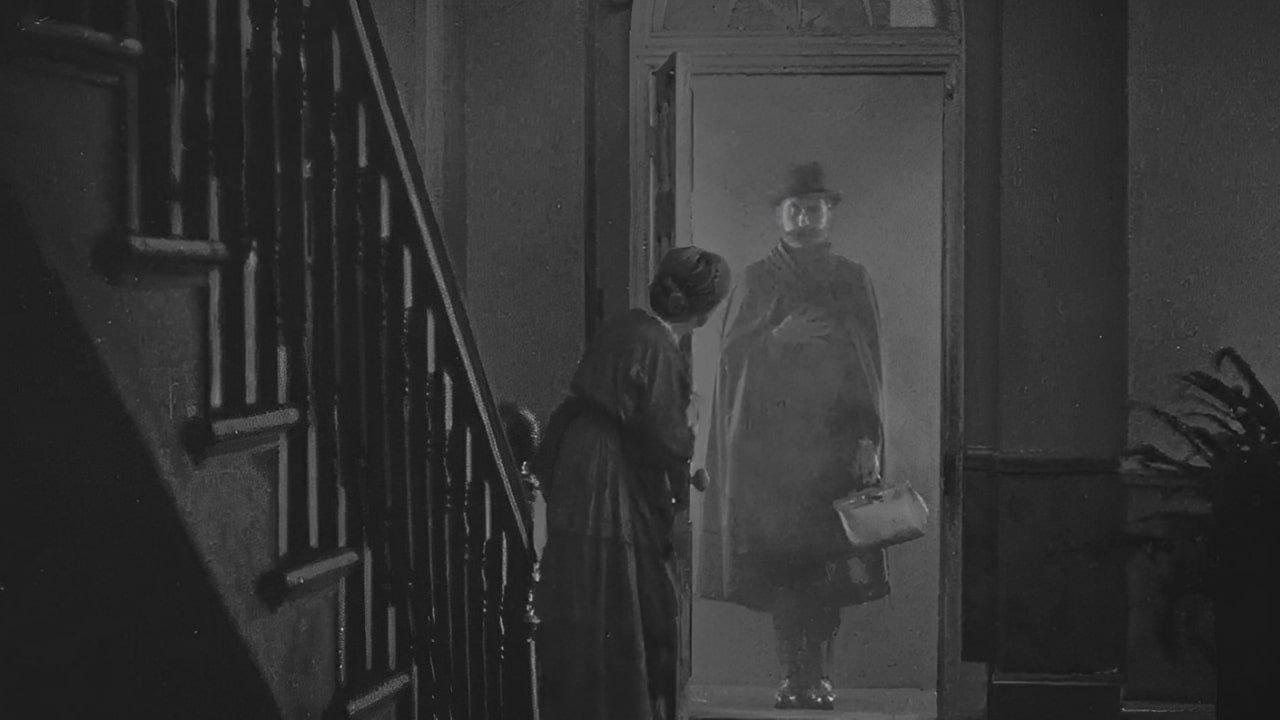 The Lodger: A Story of the London Fog 1927 movie scene