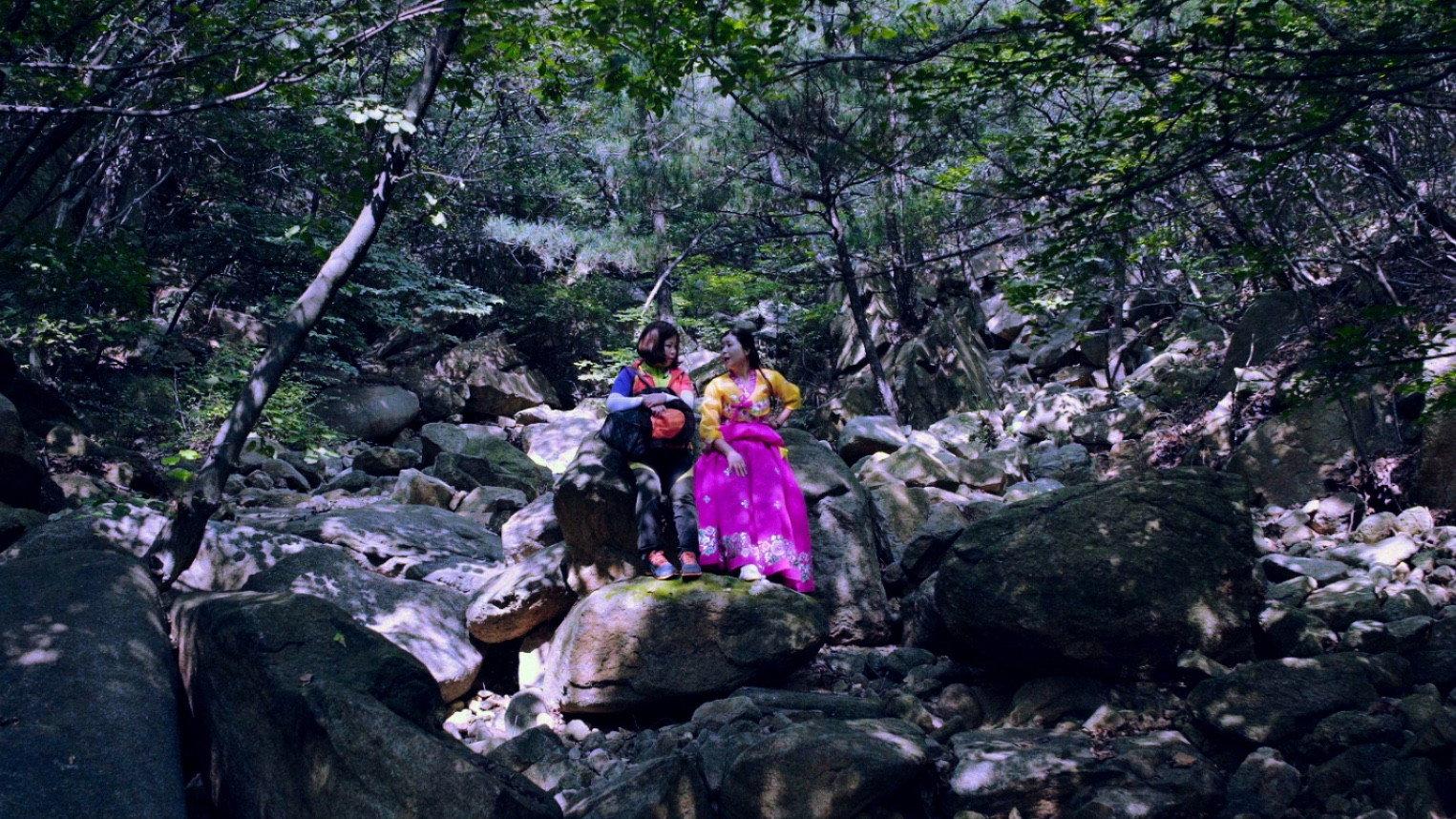 Ryeohaeng 2019 movie scene