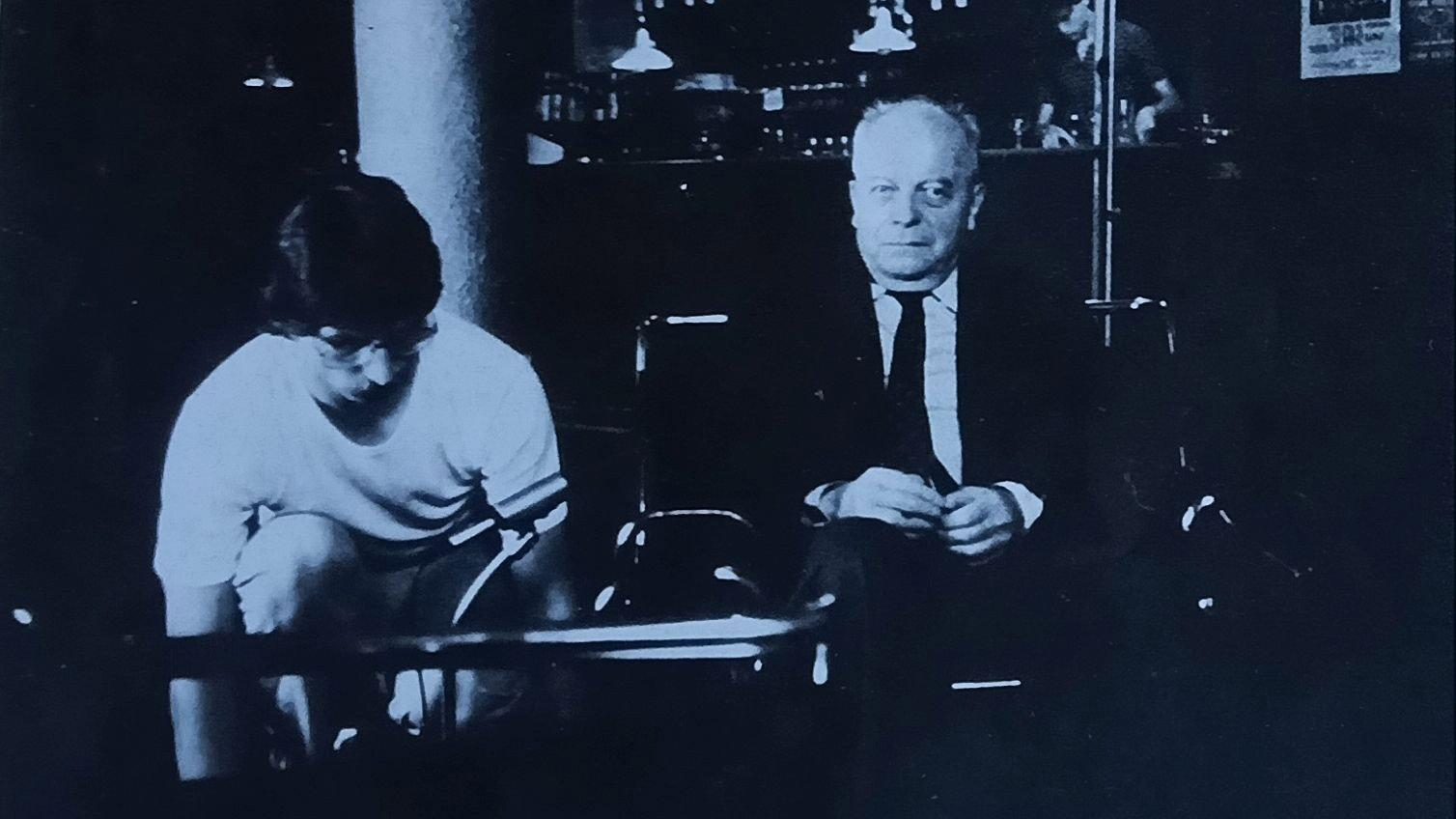 De droomproducenten 1984 movie scene