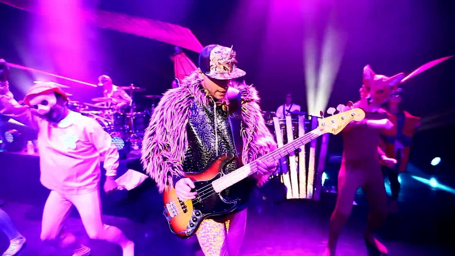 Muse: Live at Tokyo Zepp 2013 2013 movie scene