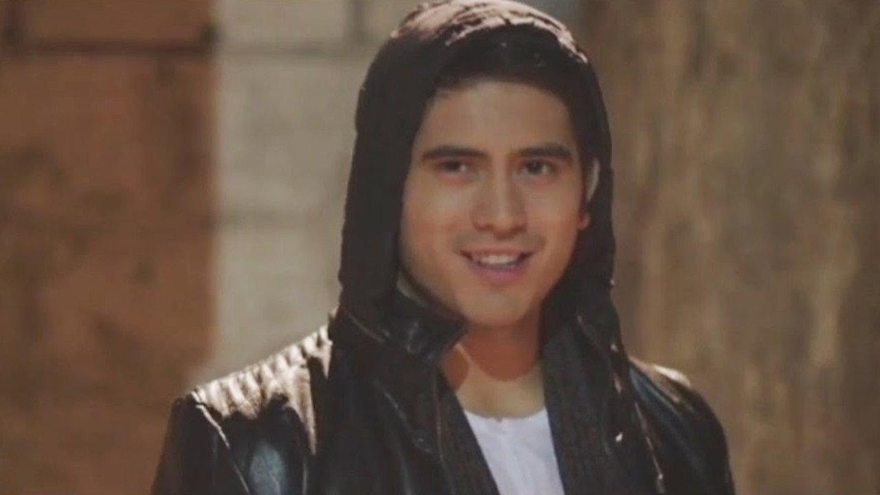 Halik sa Hangin 2015 movie scene