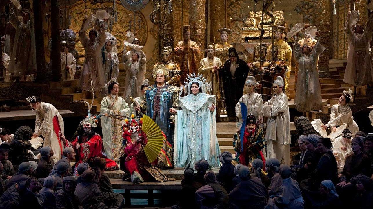 Puccini: Turandot 2009 movie scene