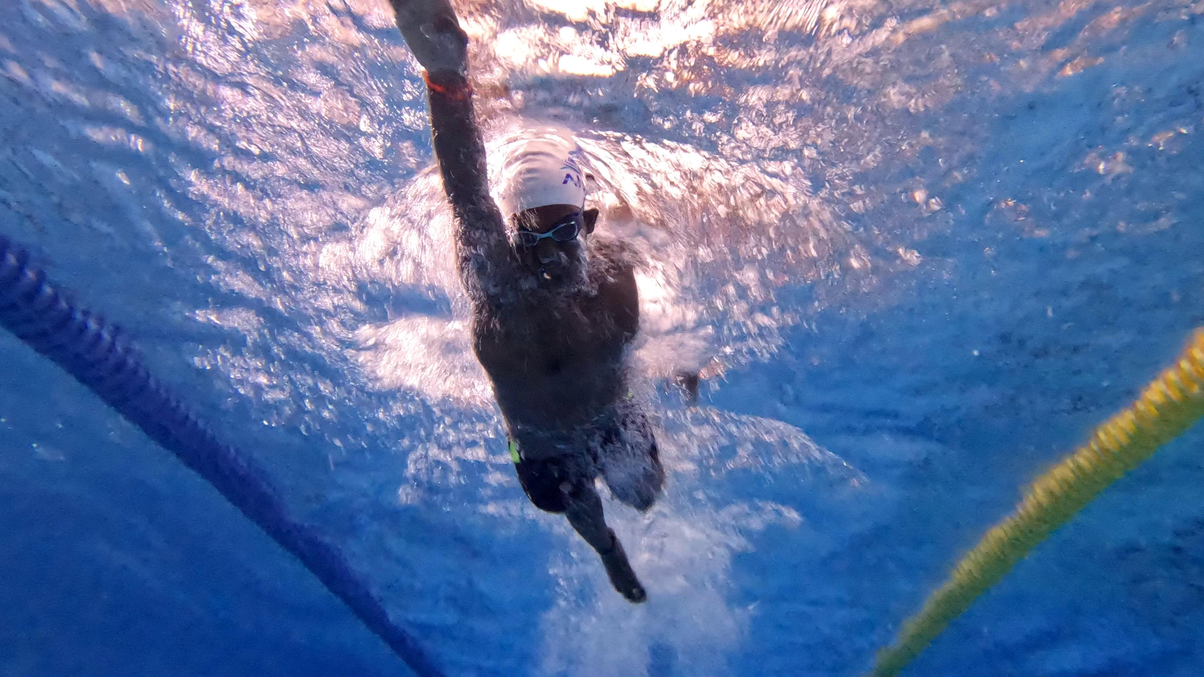 Dive: The Beginning 2023 movie scene