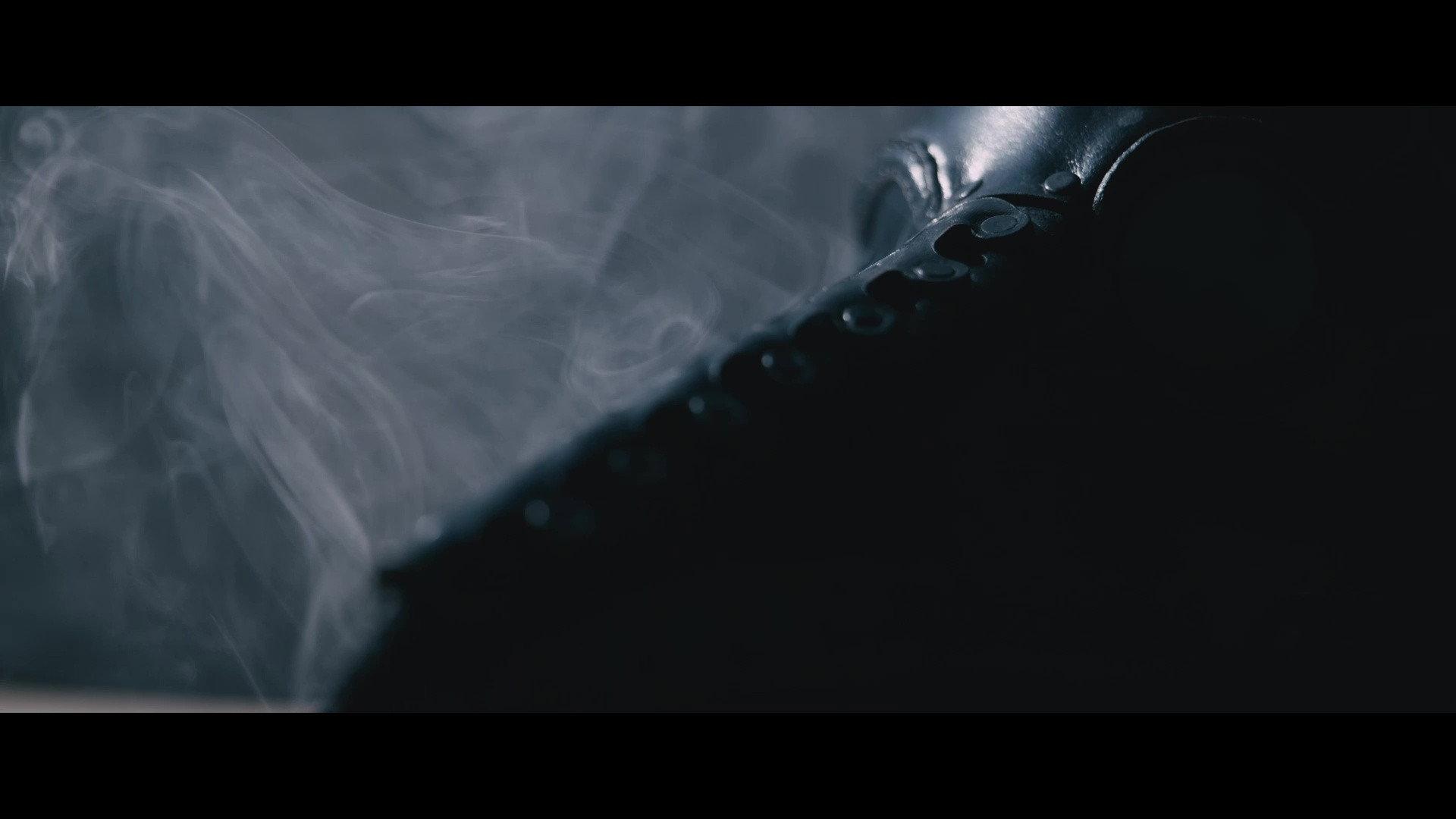 Le Corbeau 2025 movie scene