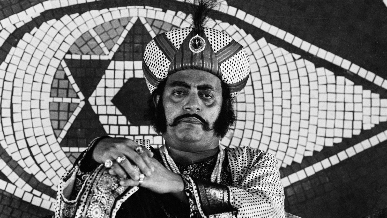 The Kingdom of Diamonds 1980 movie scene