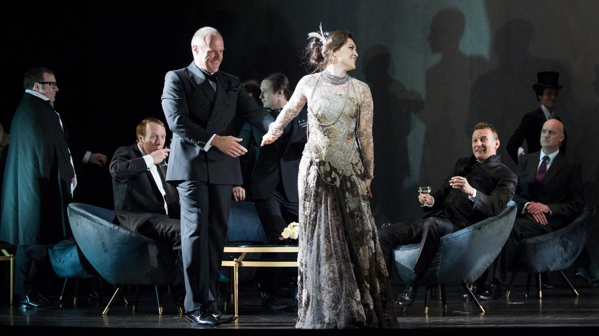 Verdi: La Traviata 2015 movie scene