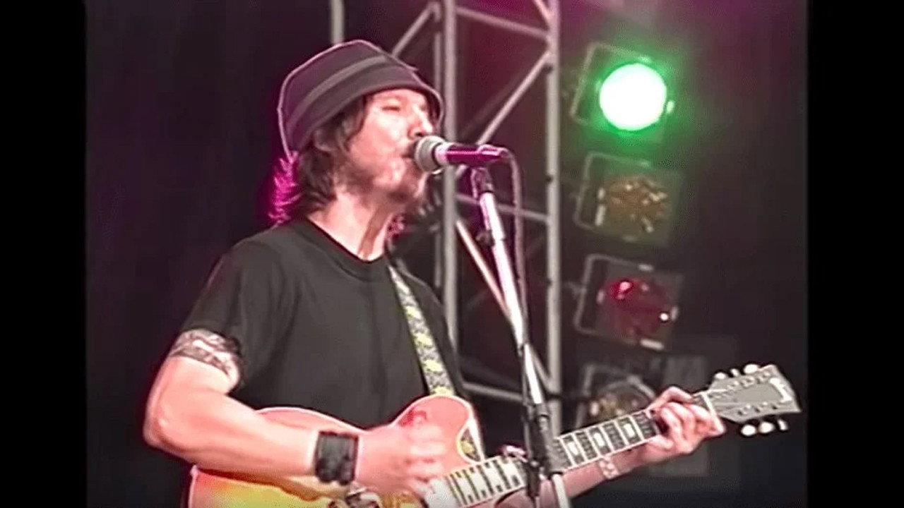Elliott Smith: Live at Fuji Rock 2000 movie scene