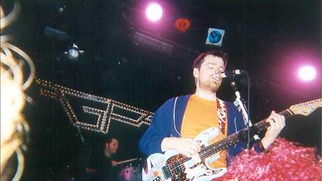 Weezer: Live Knitting Factory 2001 movie scene