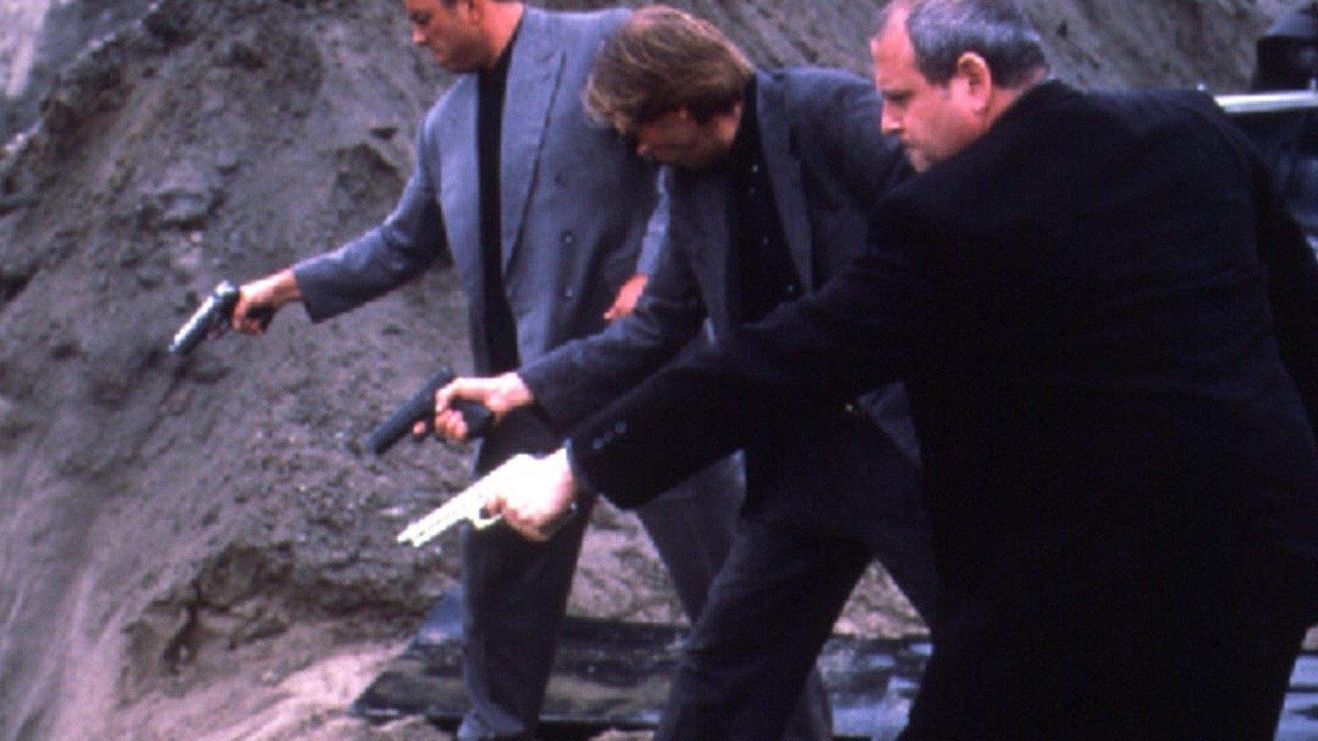 Newsbreak 2000 movie scene