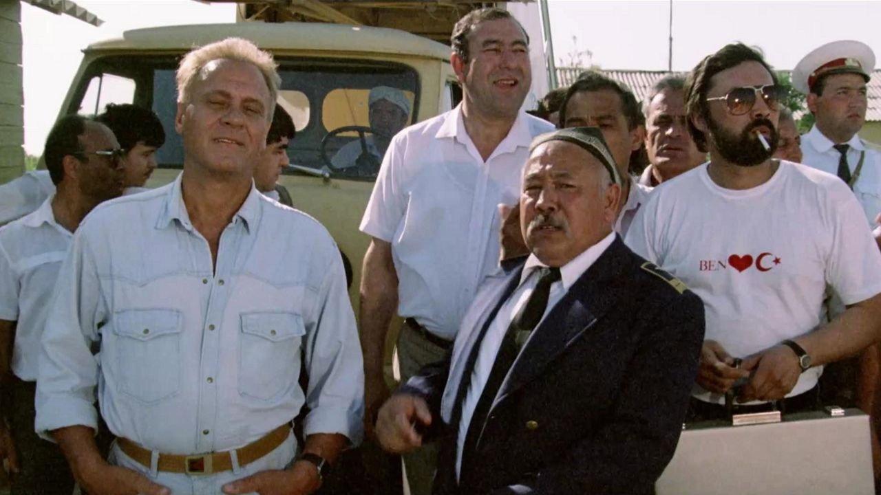 Red Mob 1992 movie scene