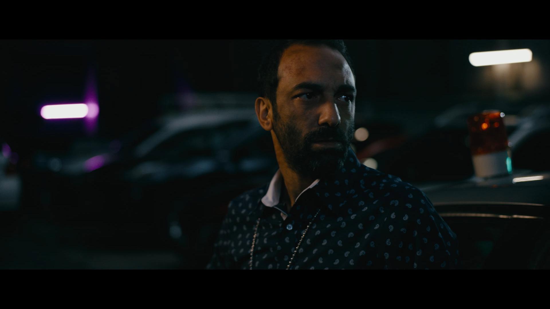 Flores y Cienfuegos 2024 movie scene