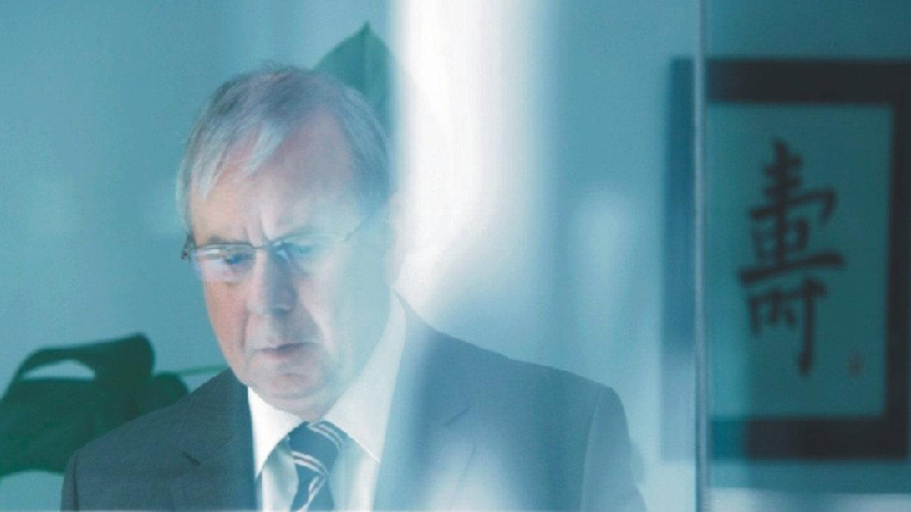 Lehman. Gier frisst Herz 2018 movie scene