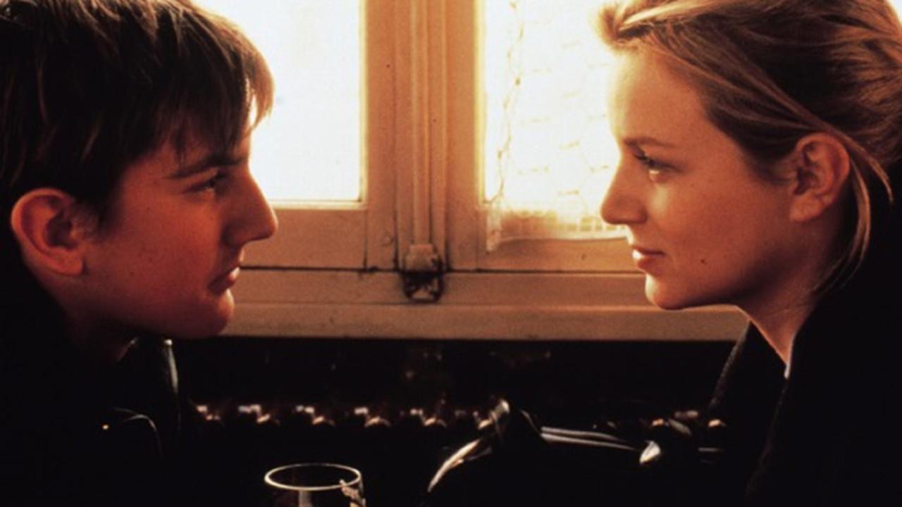 Railway Bar 1992 movie scene