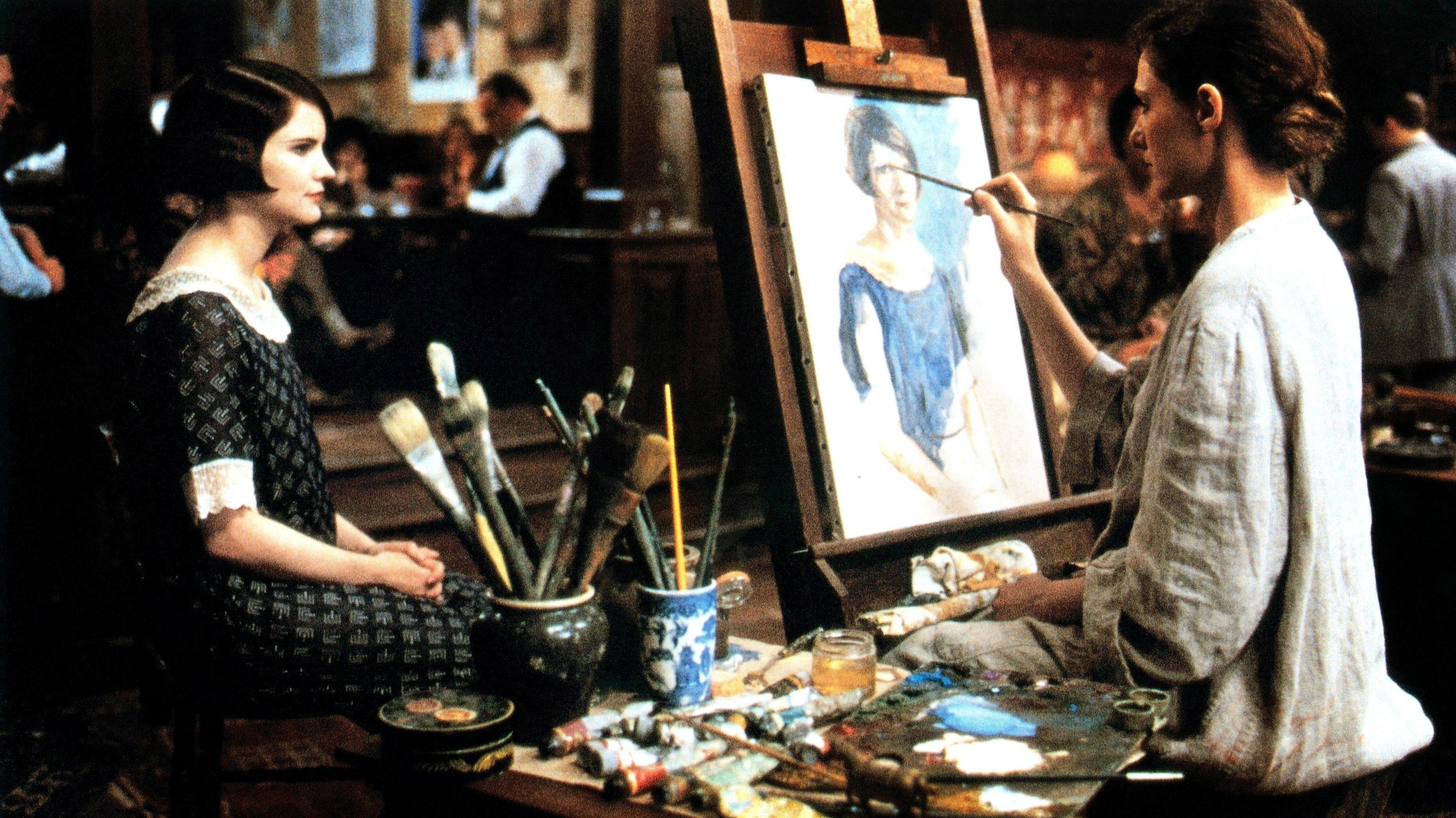 Mrs. Parker and the Vicious Circle 1994 movie scene