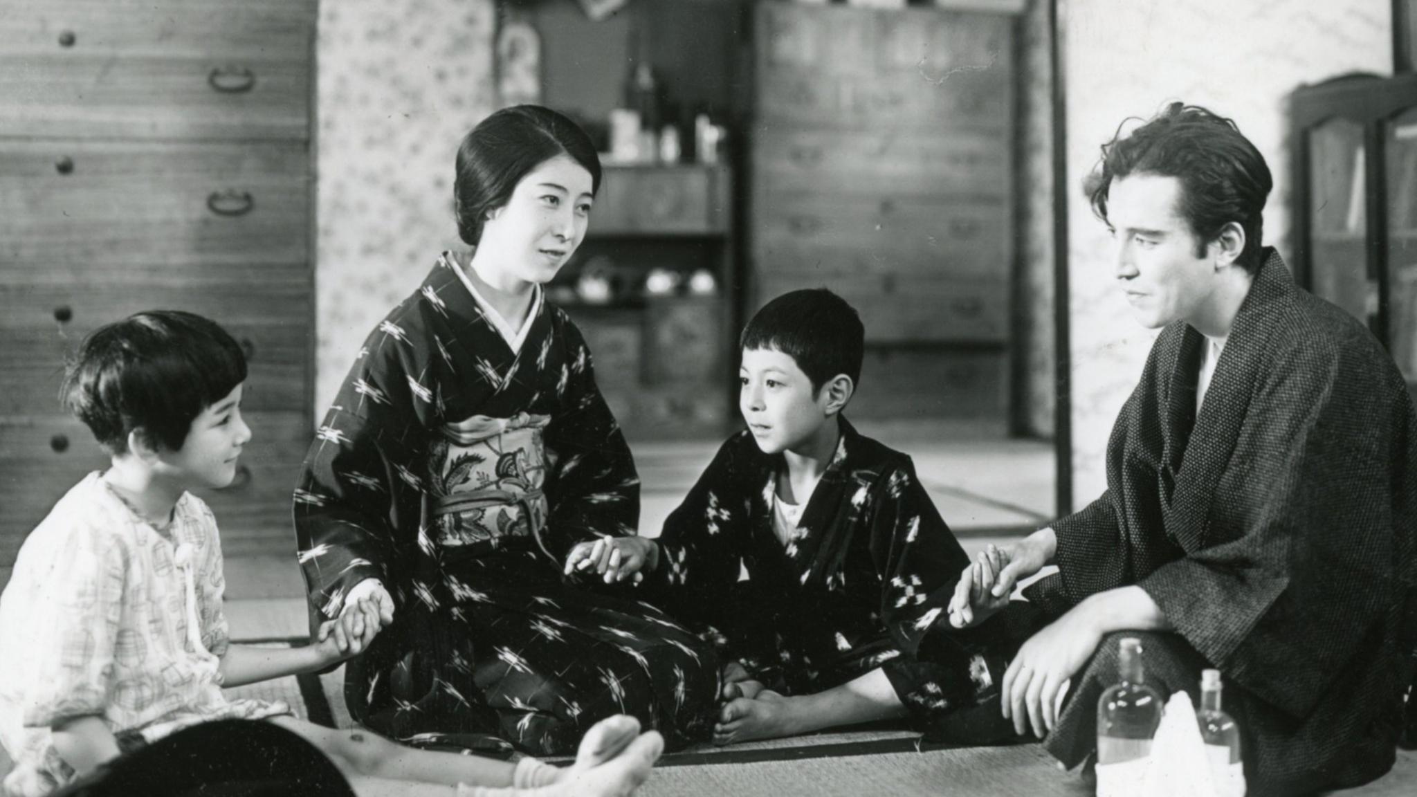 Tokyo Chorus 1931 movie scene