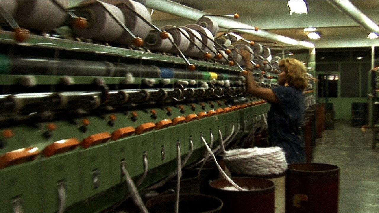 5 Factories: Worker Control in Venezuela 2006 movie scene