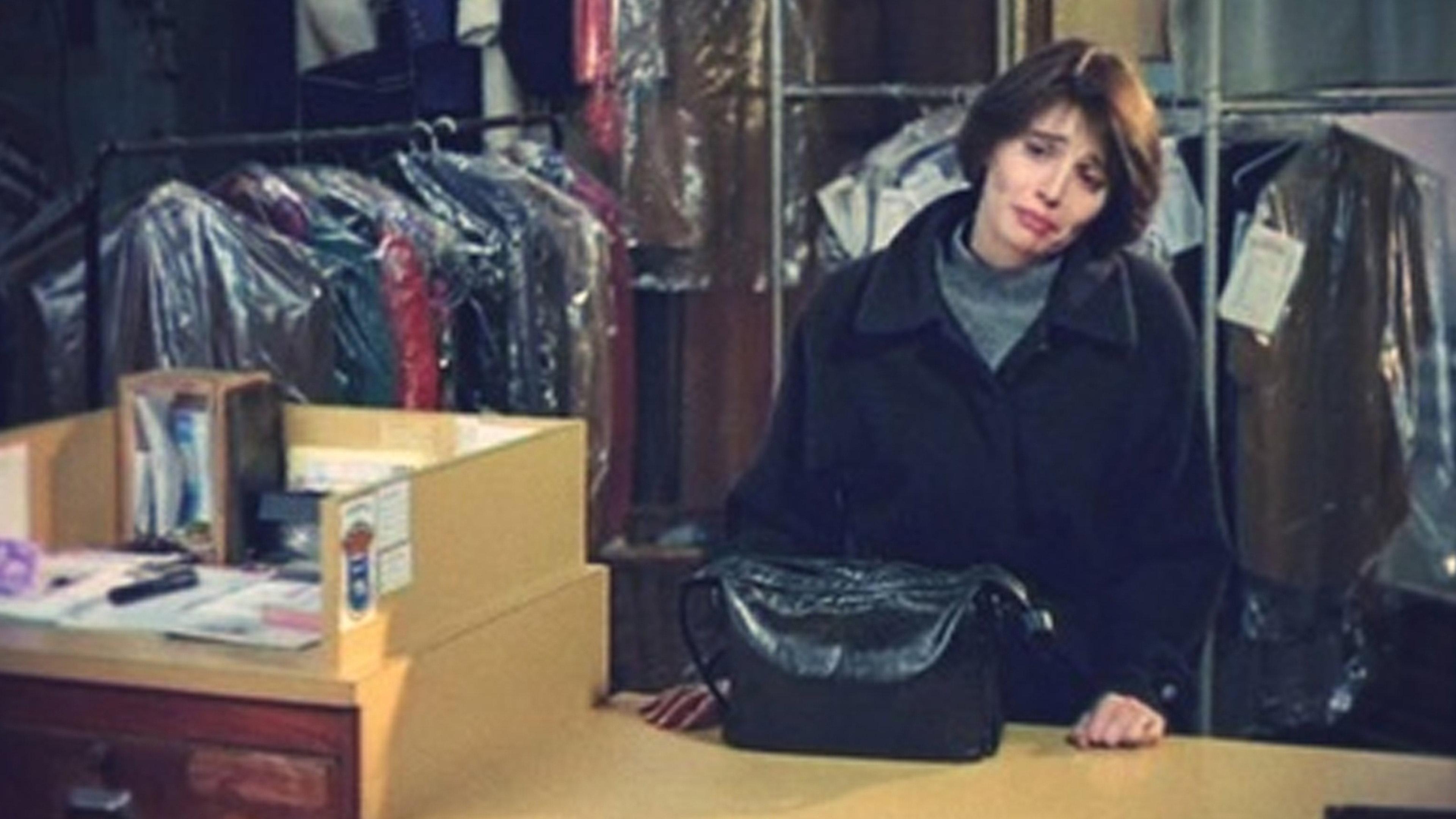 Historias Breves II: Abrigo 1996 movie scene