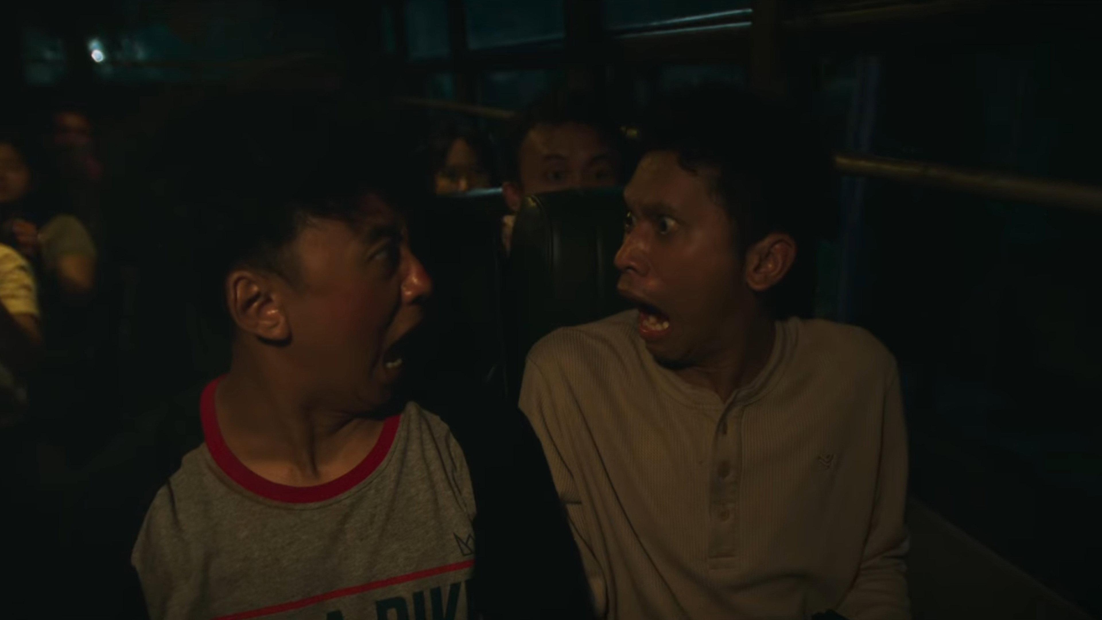 Warung Pocong 2026 movie scene