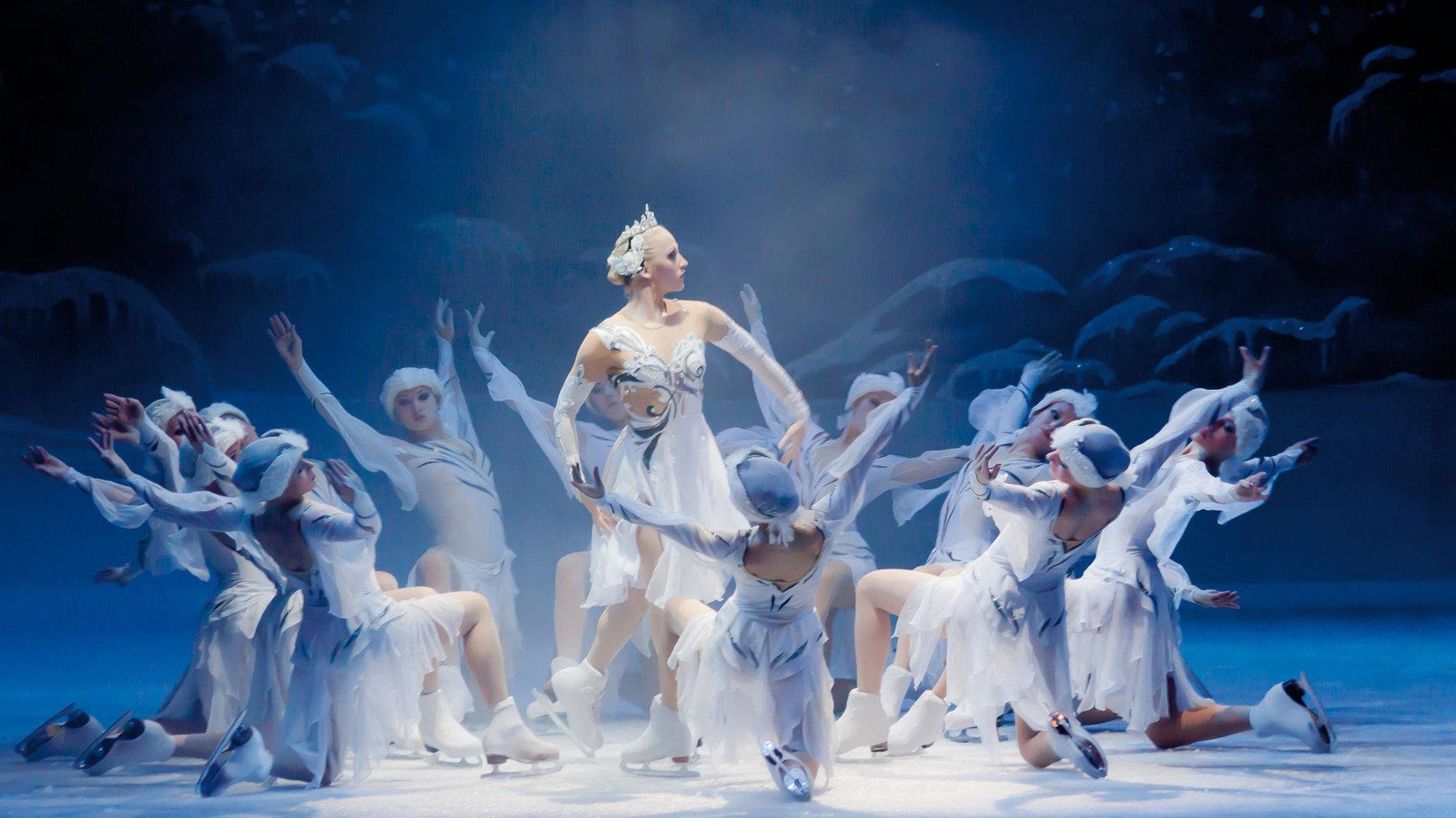 Swan Lake 2010 movie scene
