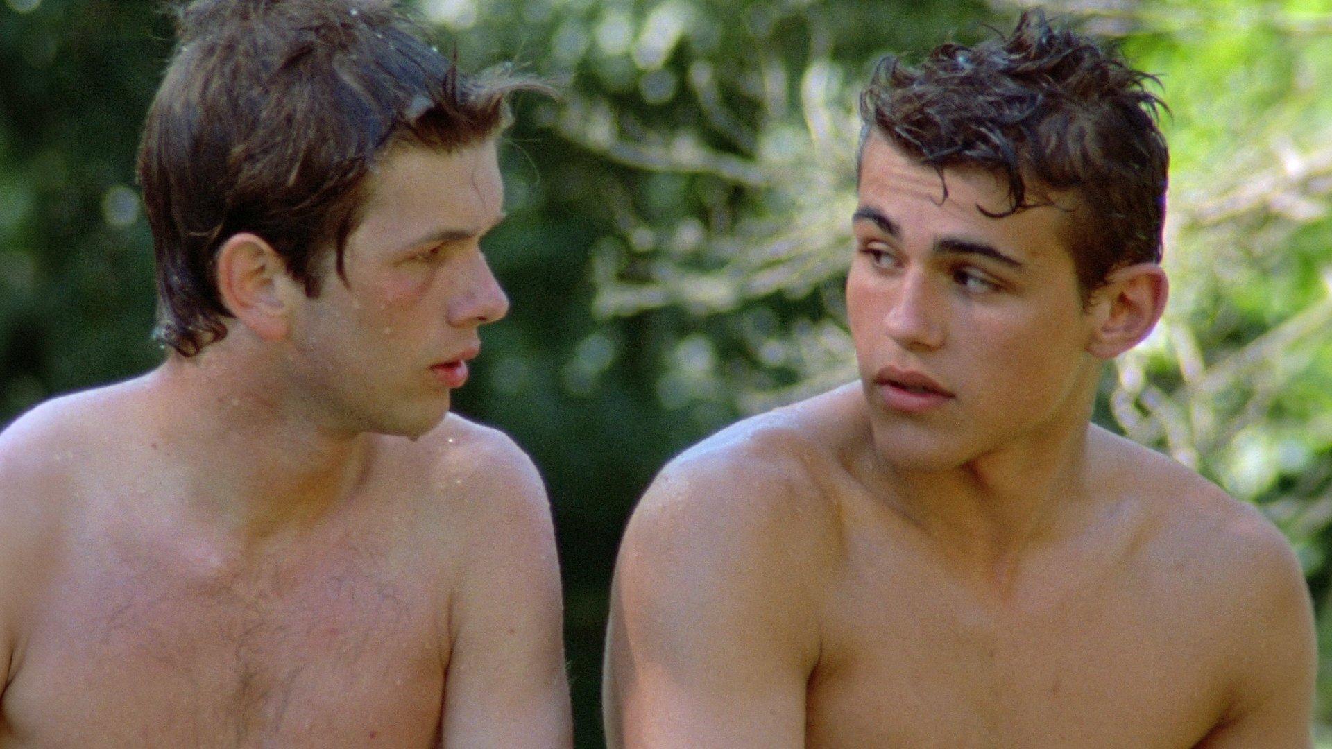 Wild Reeds 1994 movie scene