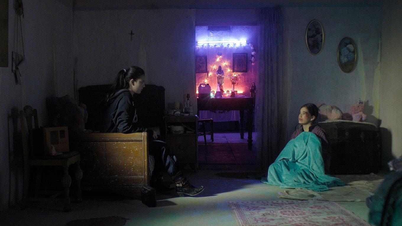The Dead Girls 2019 movie scene