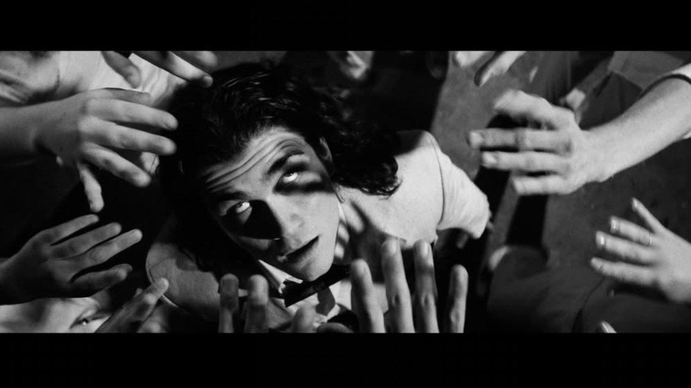 Concerto Muerto 2026 movie scene