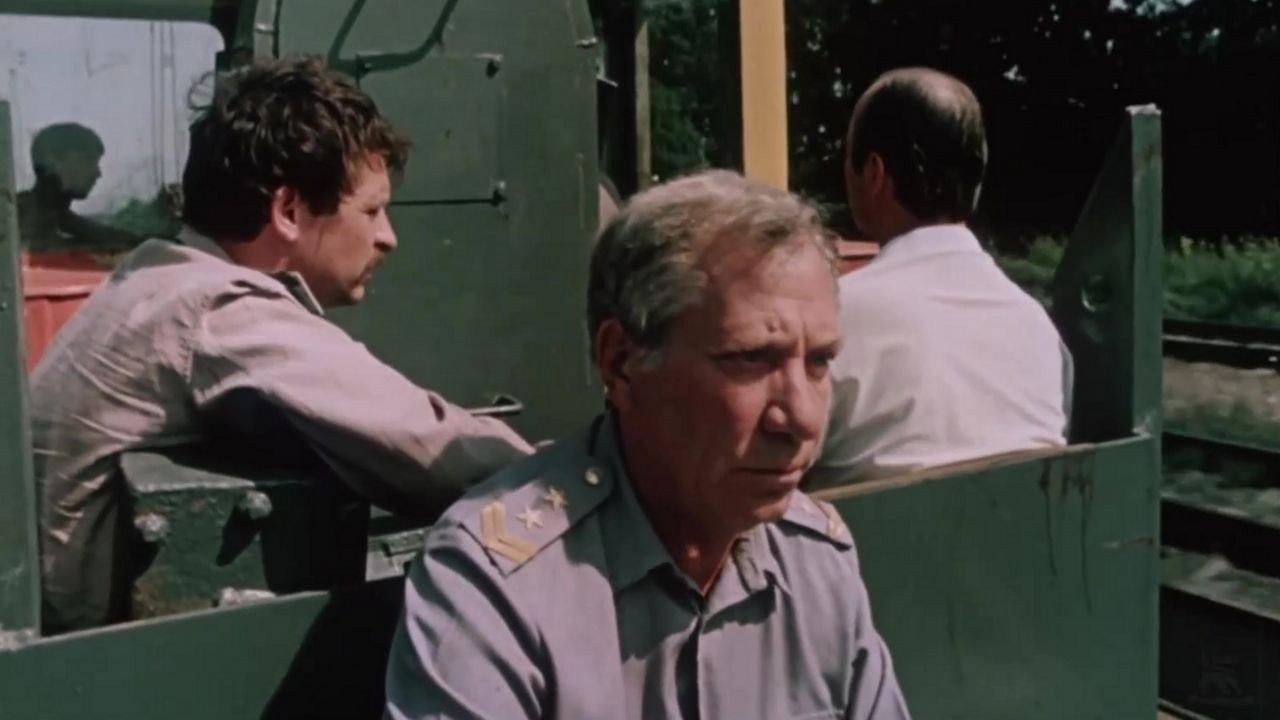 The Train Has Stopped 1982 movie scene