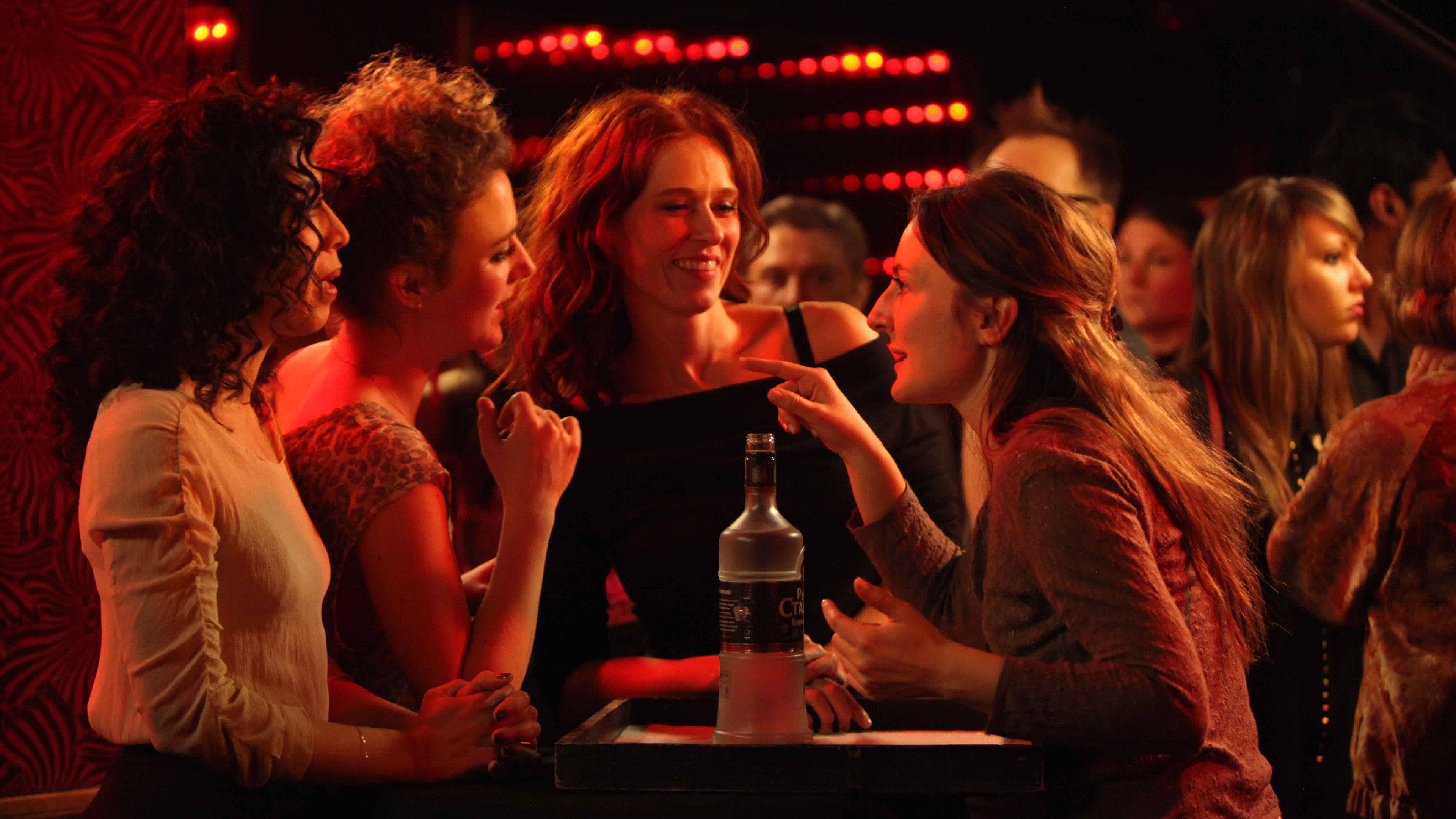 Les Gazelles 2014 movie scene