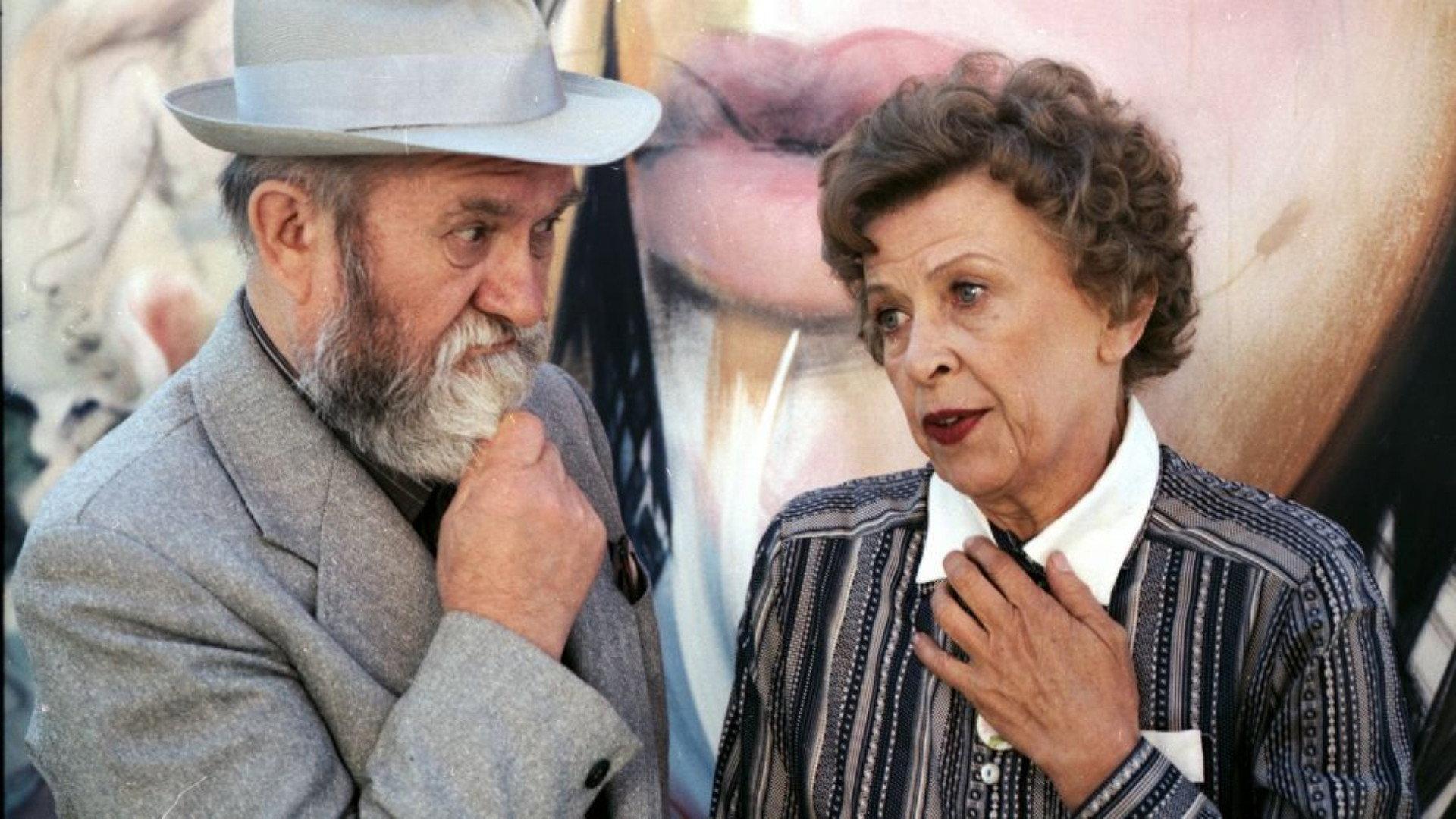 Nicht verzagen, Trudchen fragen 1980 movie scene