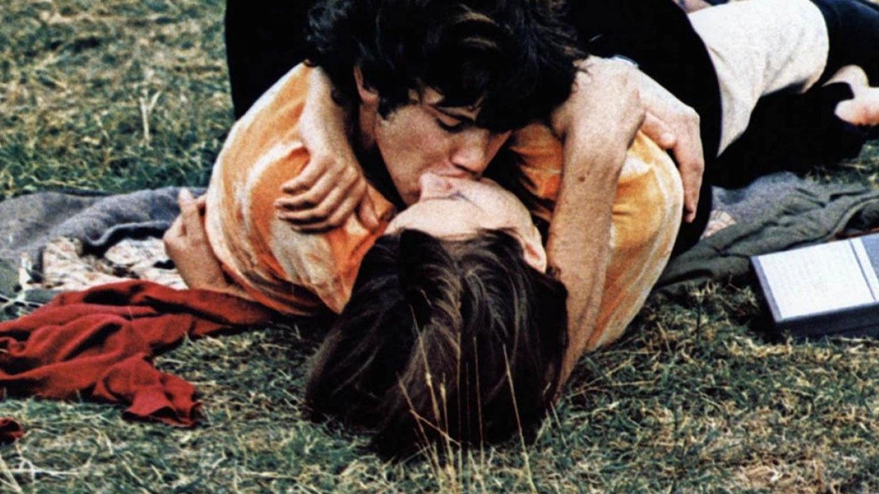 Medicine Ball Caravan 1971 movie scene
