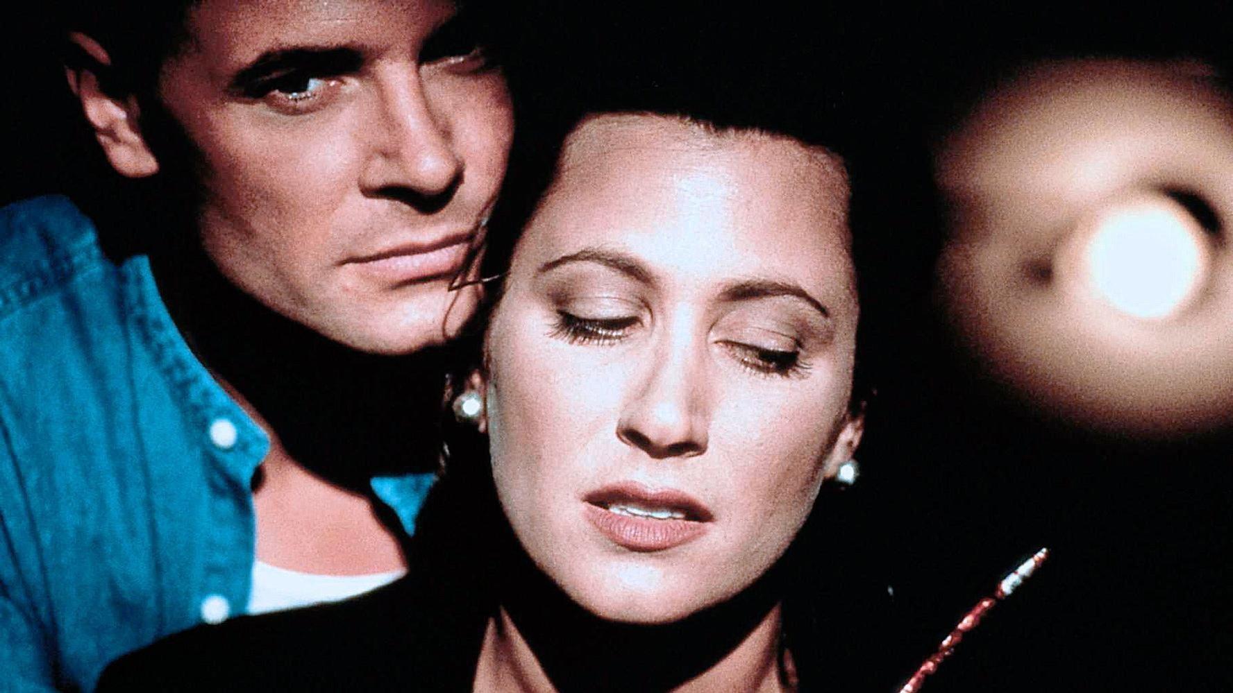 Kissing a Dream 1996 movie scene