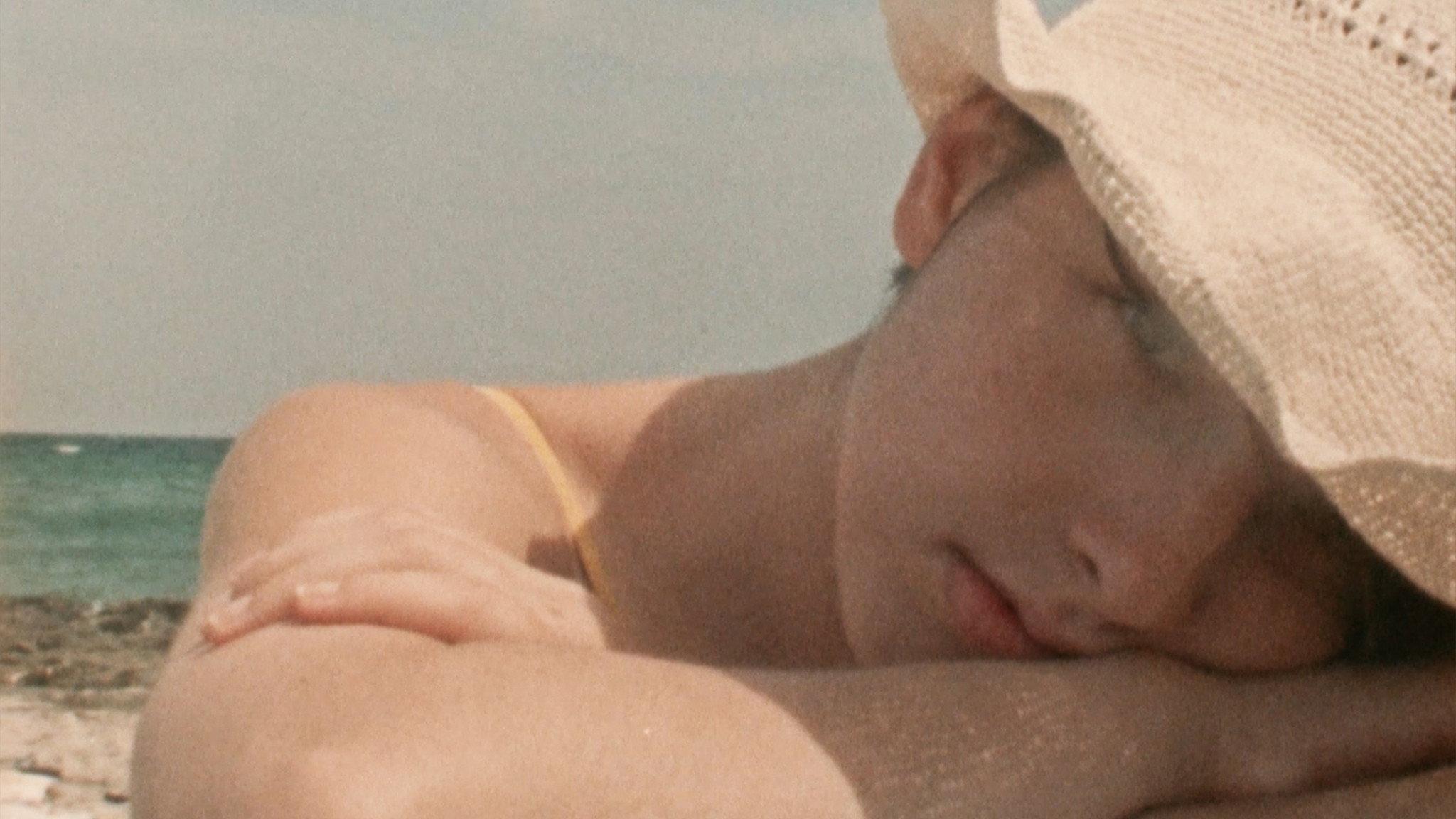 Ritratto di Rosa, all'italiana 2023 movie scene