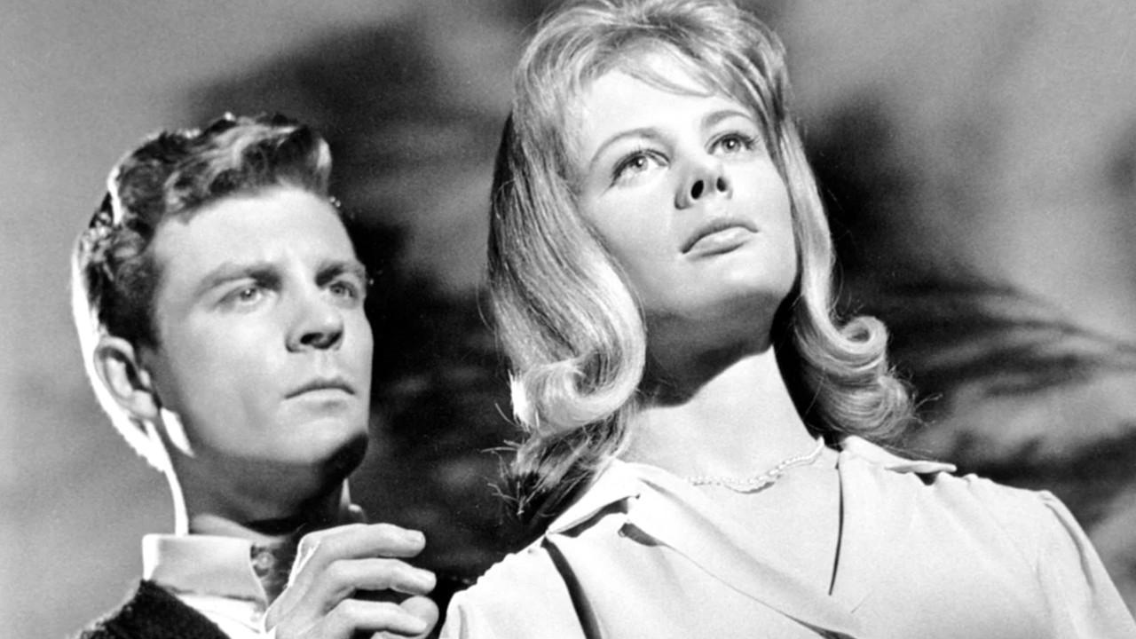 The Couch 1962 movie scene