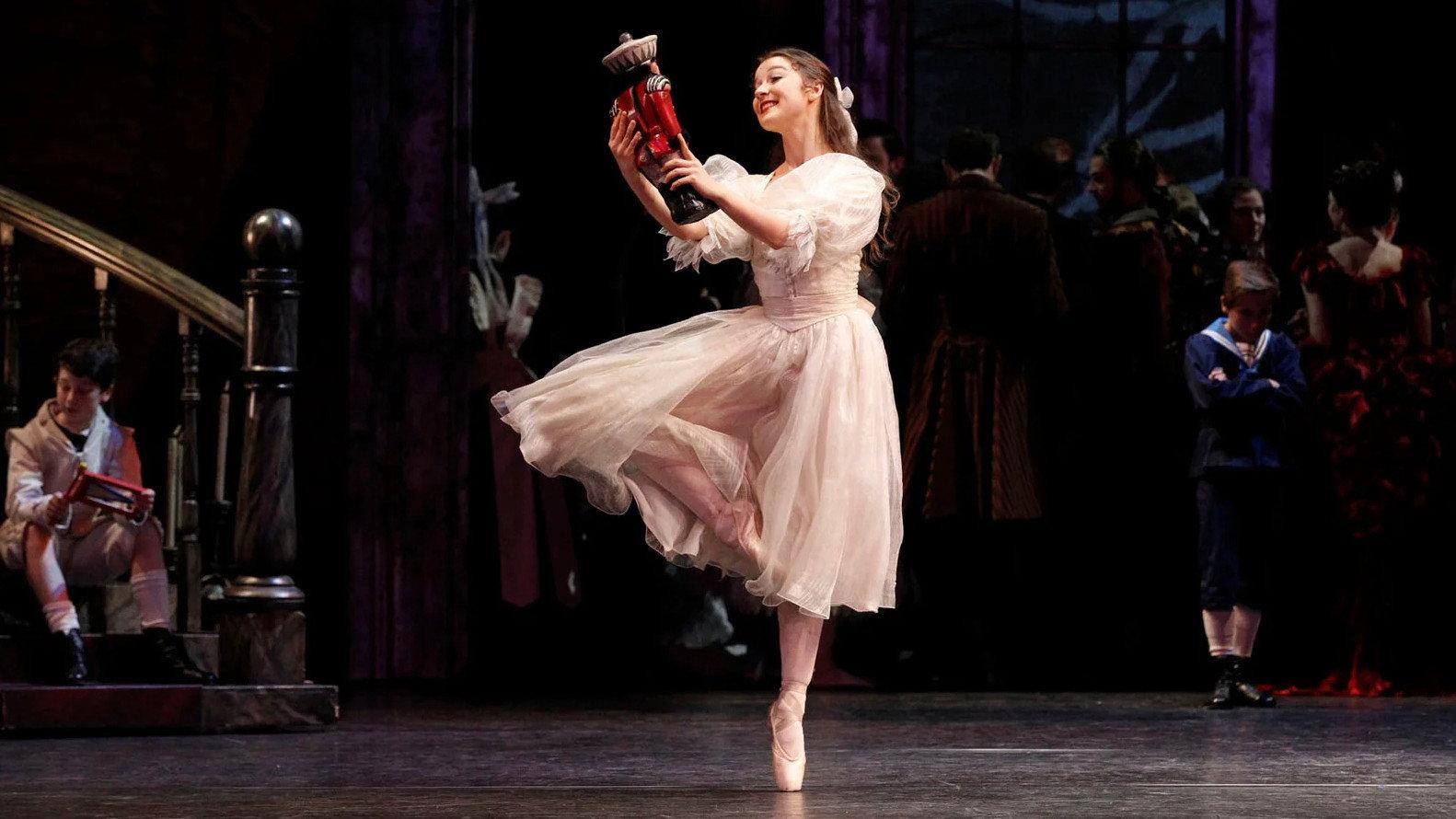 The Australian Ballet's The Nutcracker 2015 movie scene
