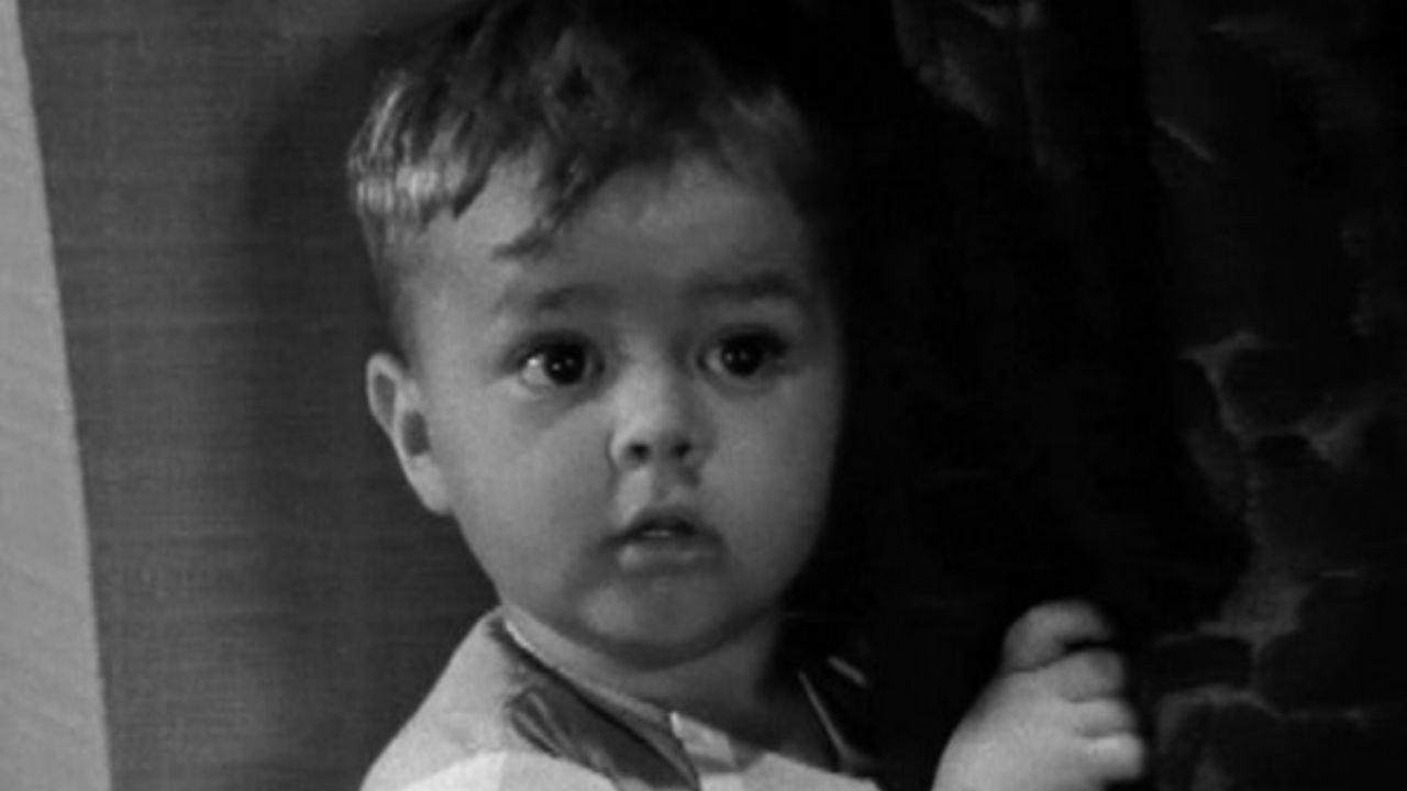 Bedtime Worries 1933 movie scene