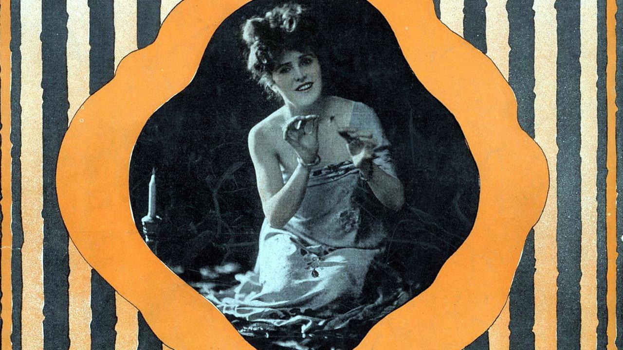 The Red Circle 1915 movie scene