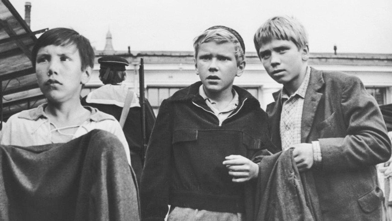 Green Signals 1970 movie scene